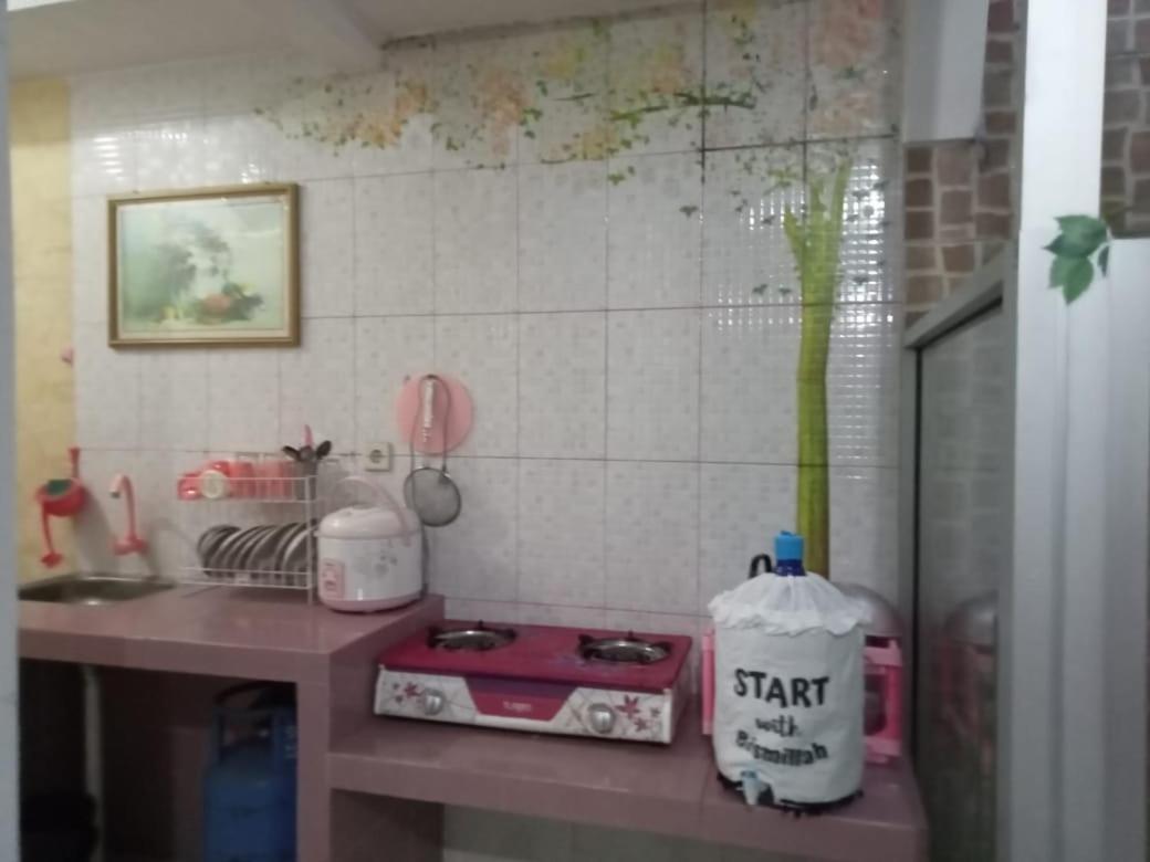 Two-Bedroom House - Photo 4