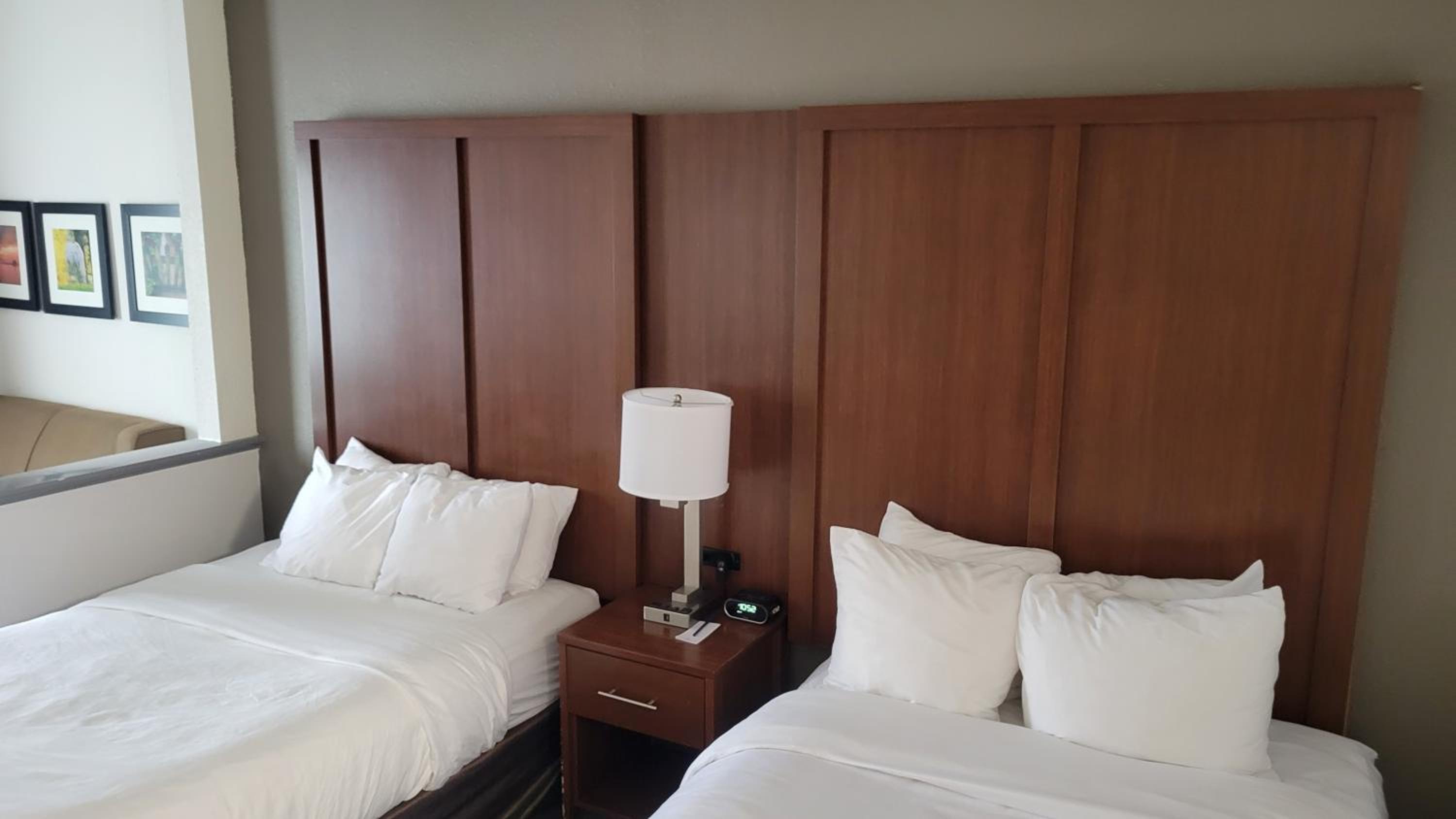 Suite with Two Double Beds - Accessible/Non-Smoking