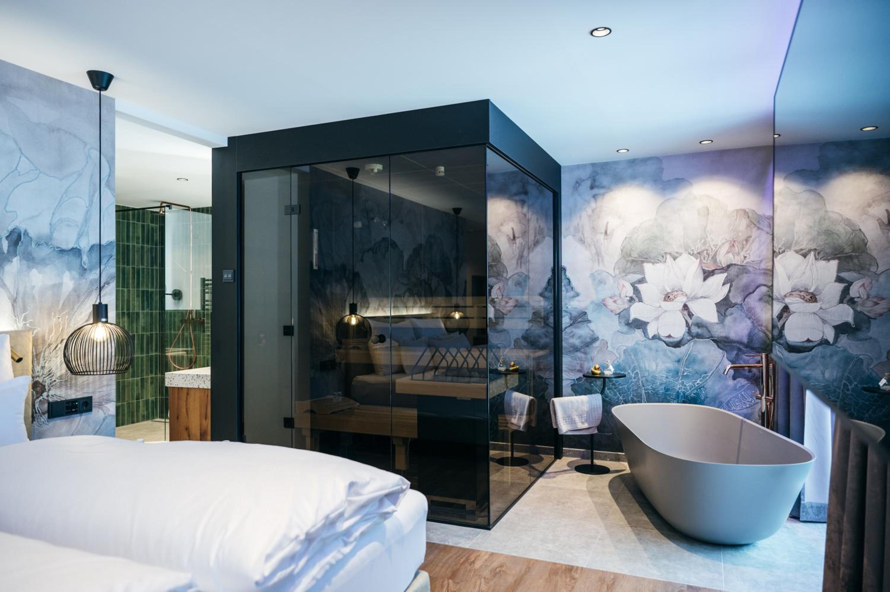 Suite with Sauna - Photo 2