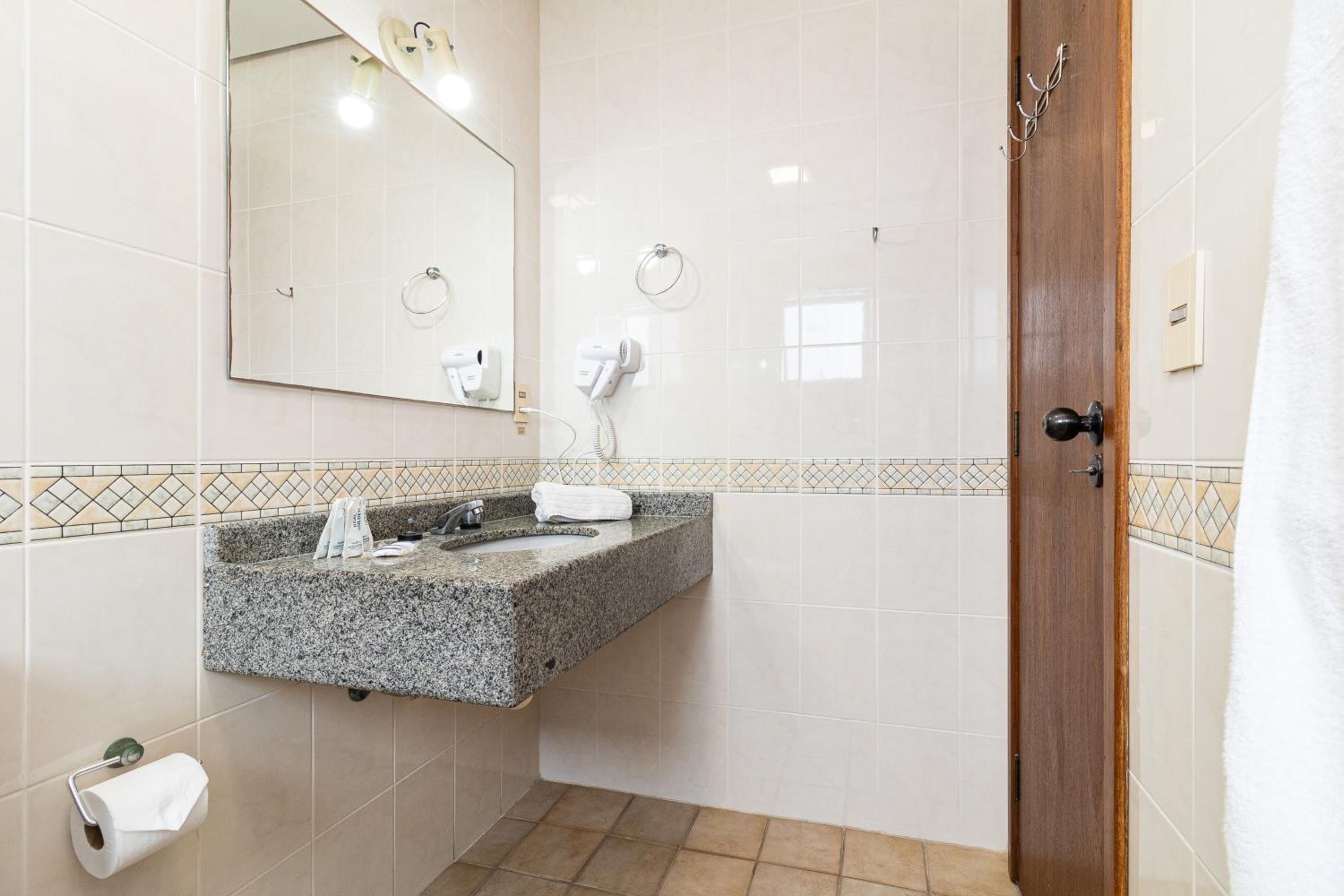 Standard Suite photo 3