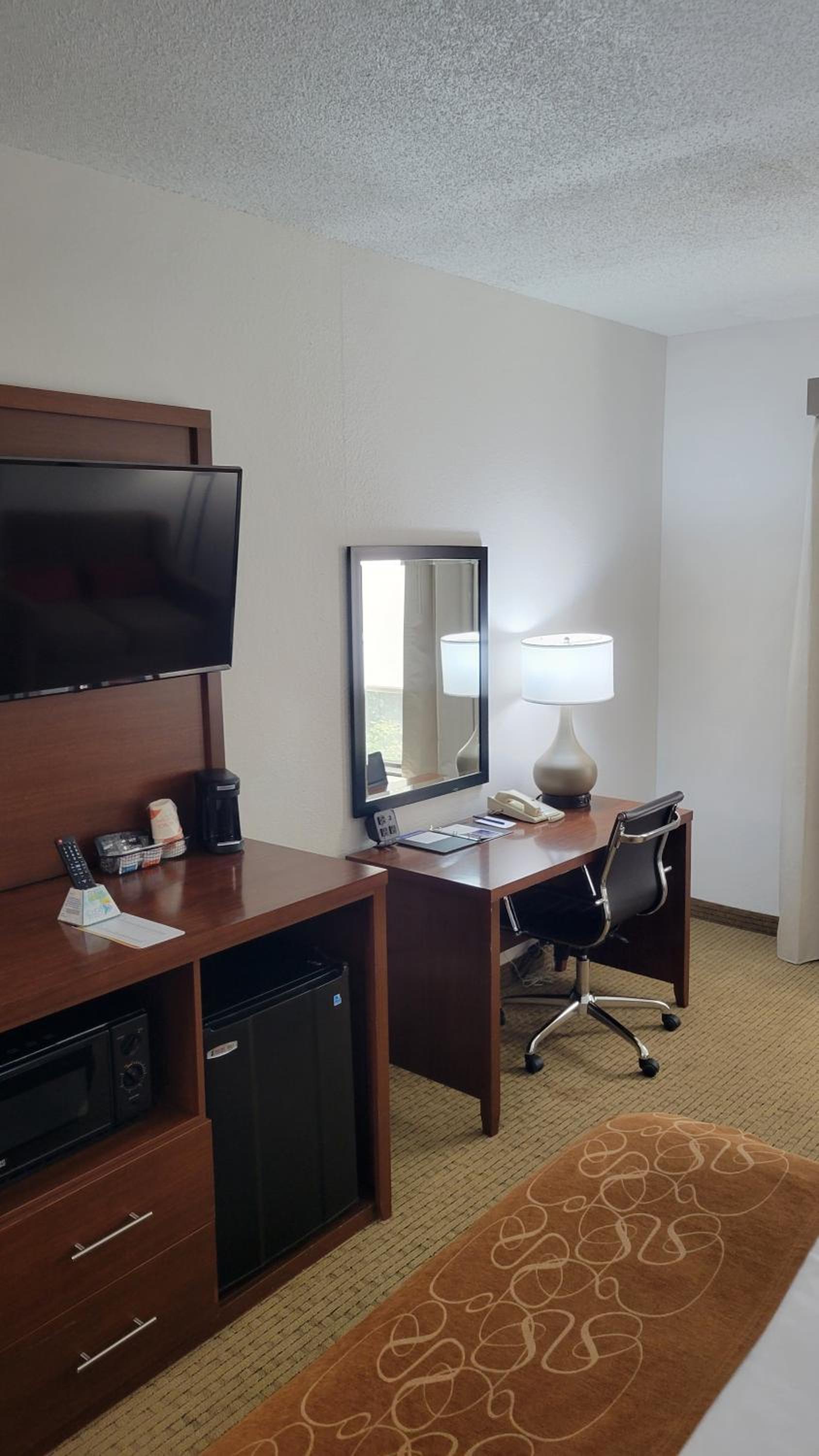 Comfort Suites Cumming-Atlanta near Northside Hospital Forsyth, Zdjęcie 2