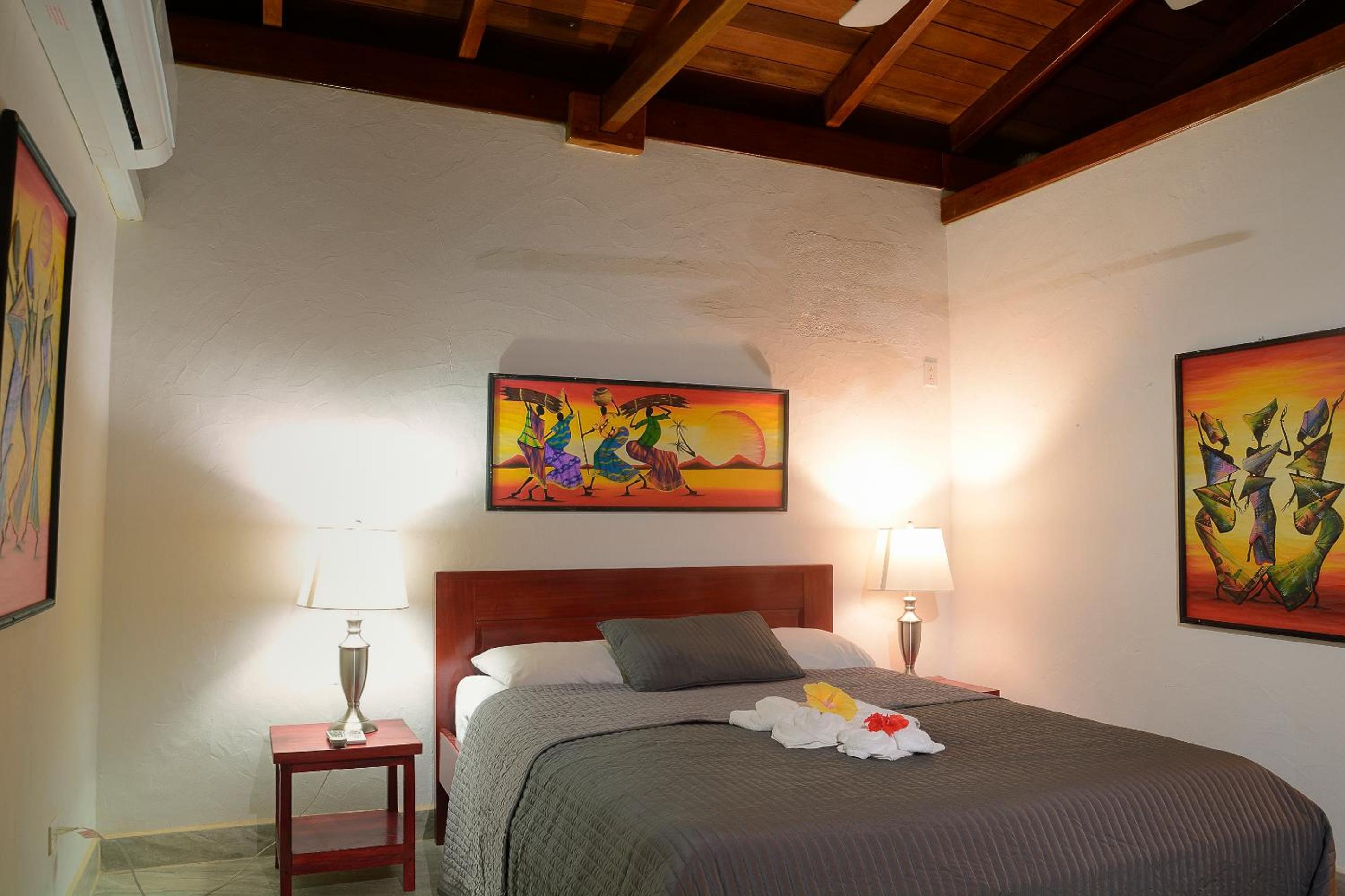Double Room with Pool View photo 1