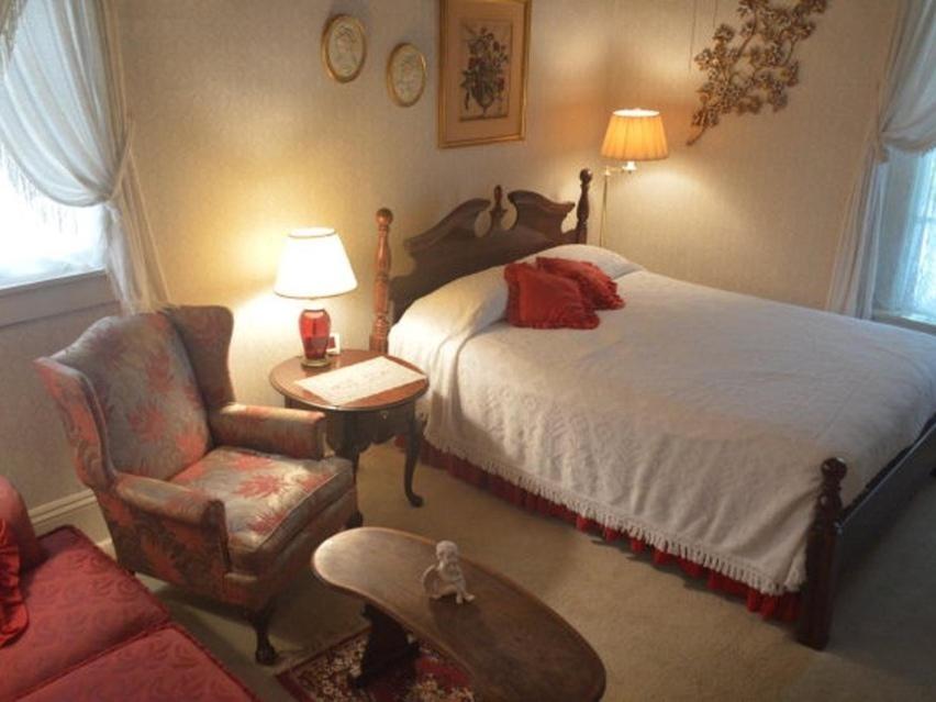 Standard Queen Room photo 1