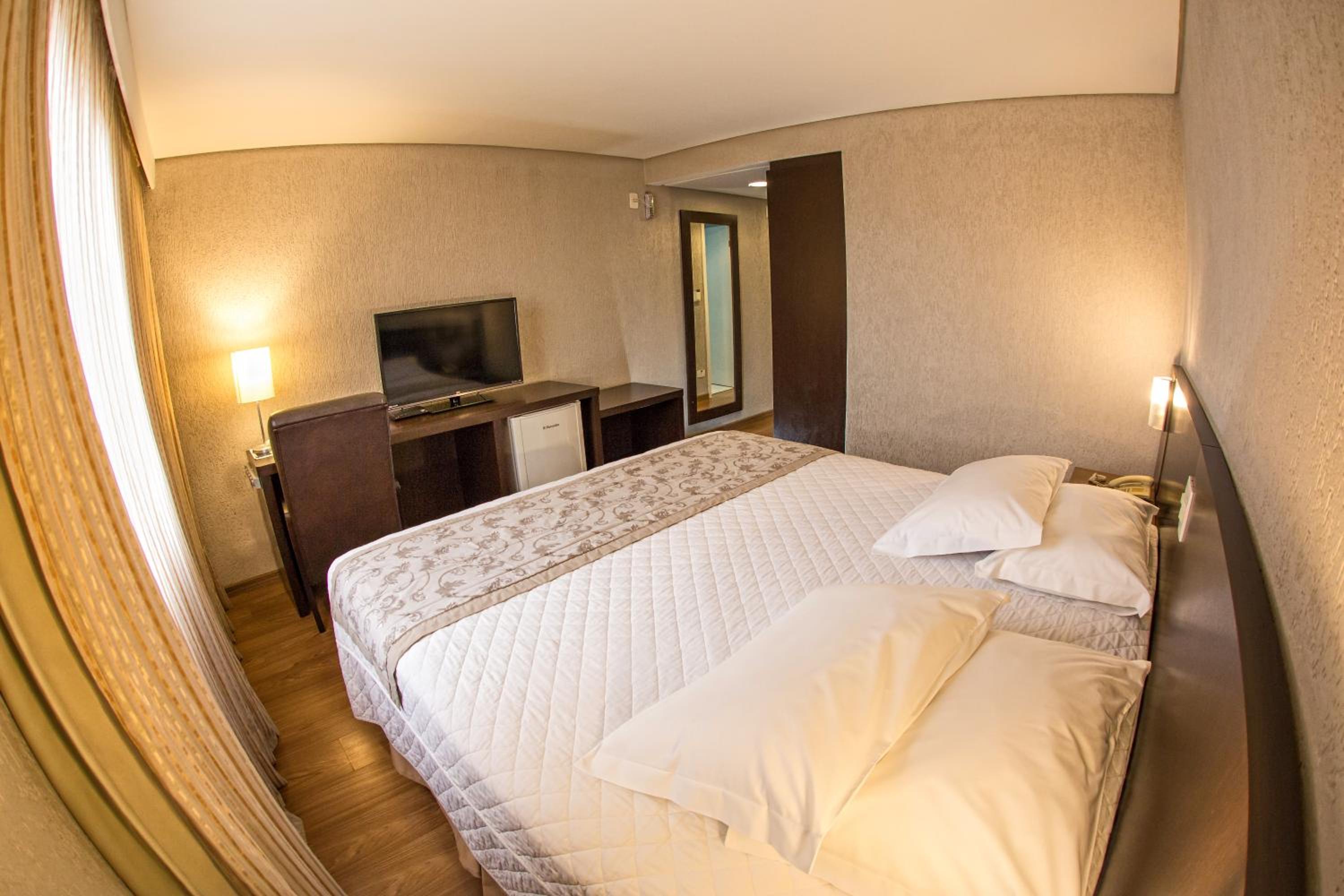 Deluxe Double Room photo 3