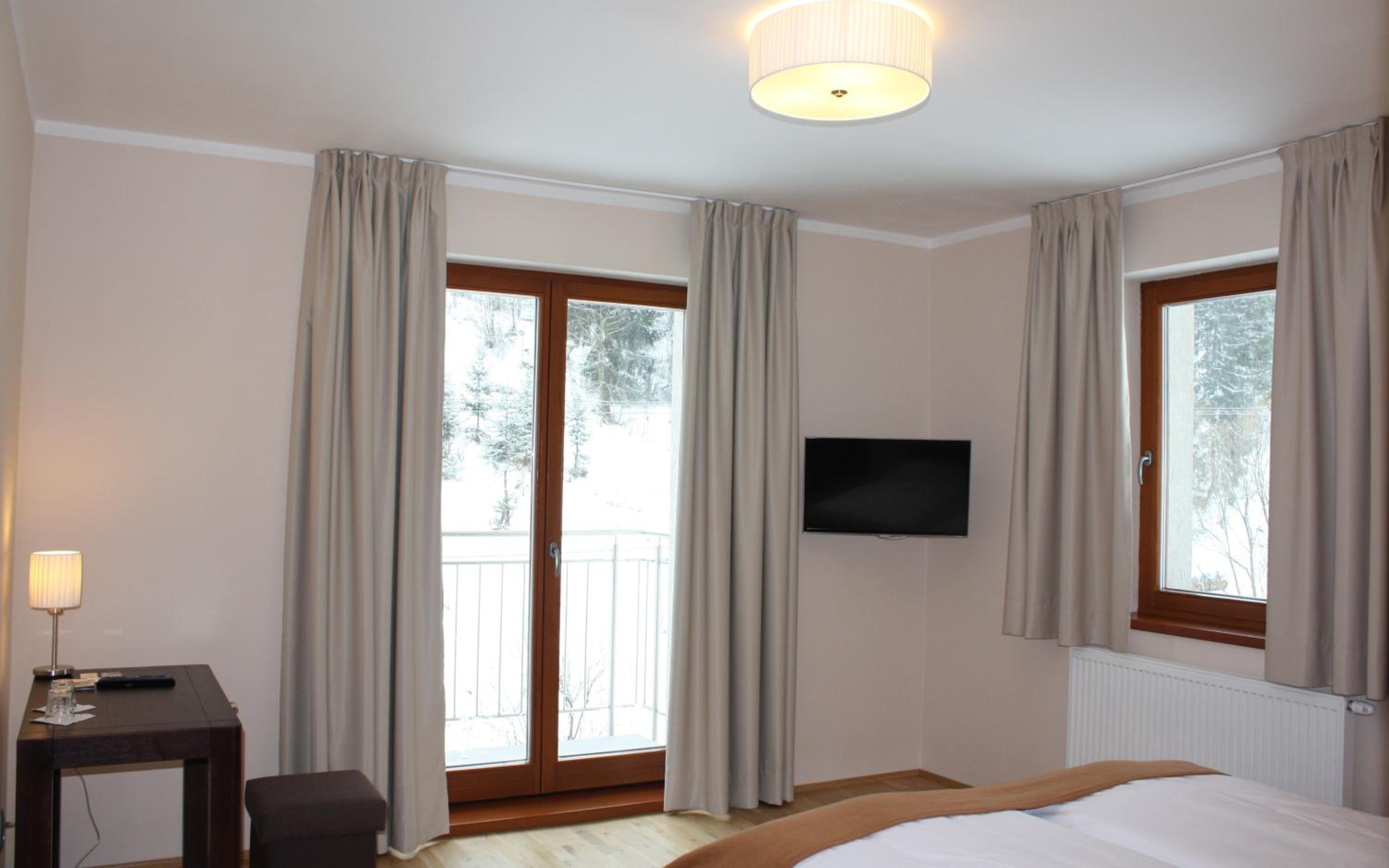 Double Room with Garden View - Photo 8