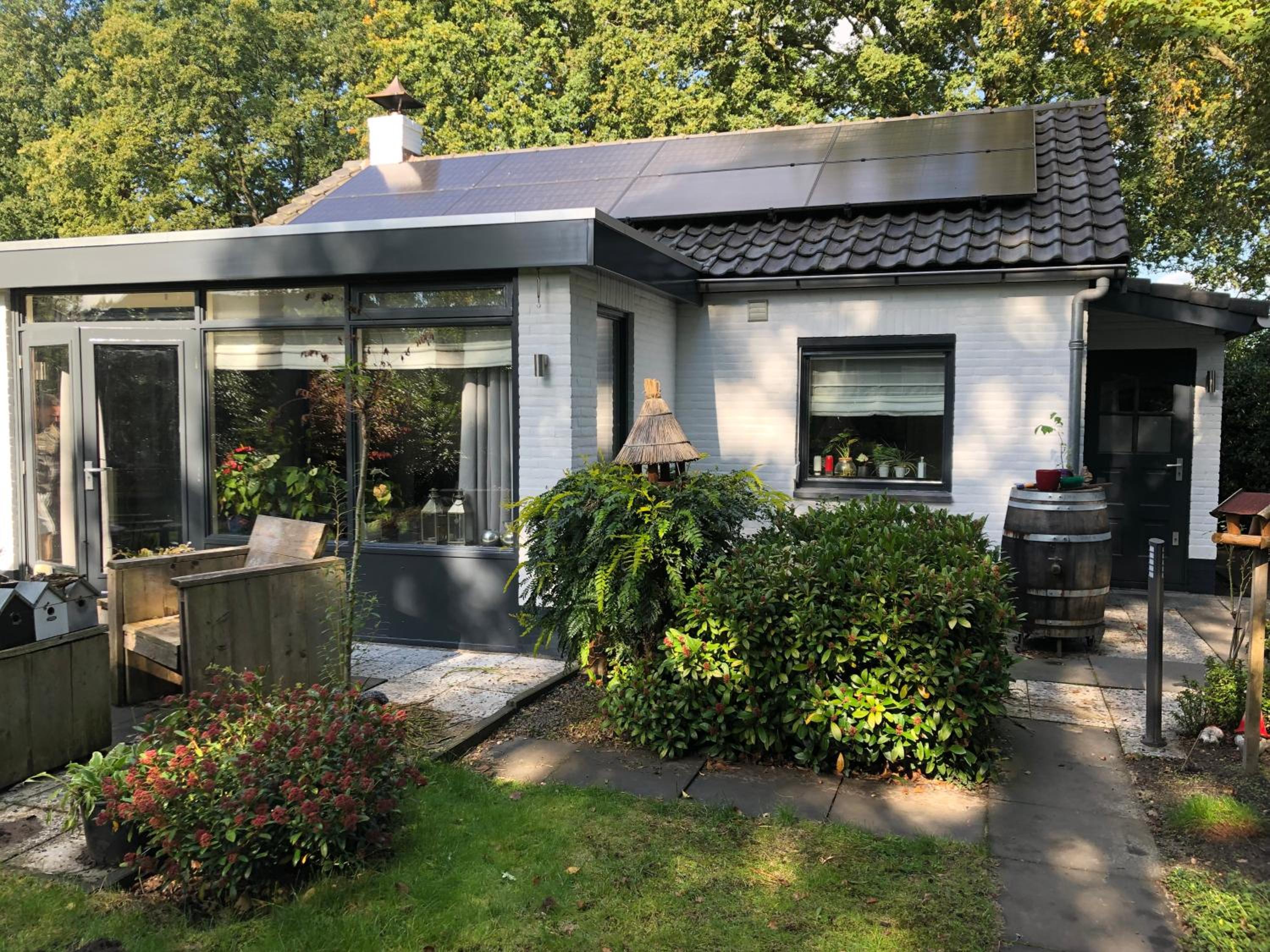 Three-Bedroom House photo 2