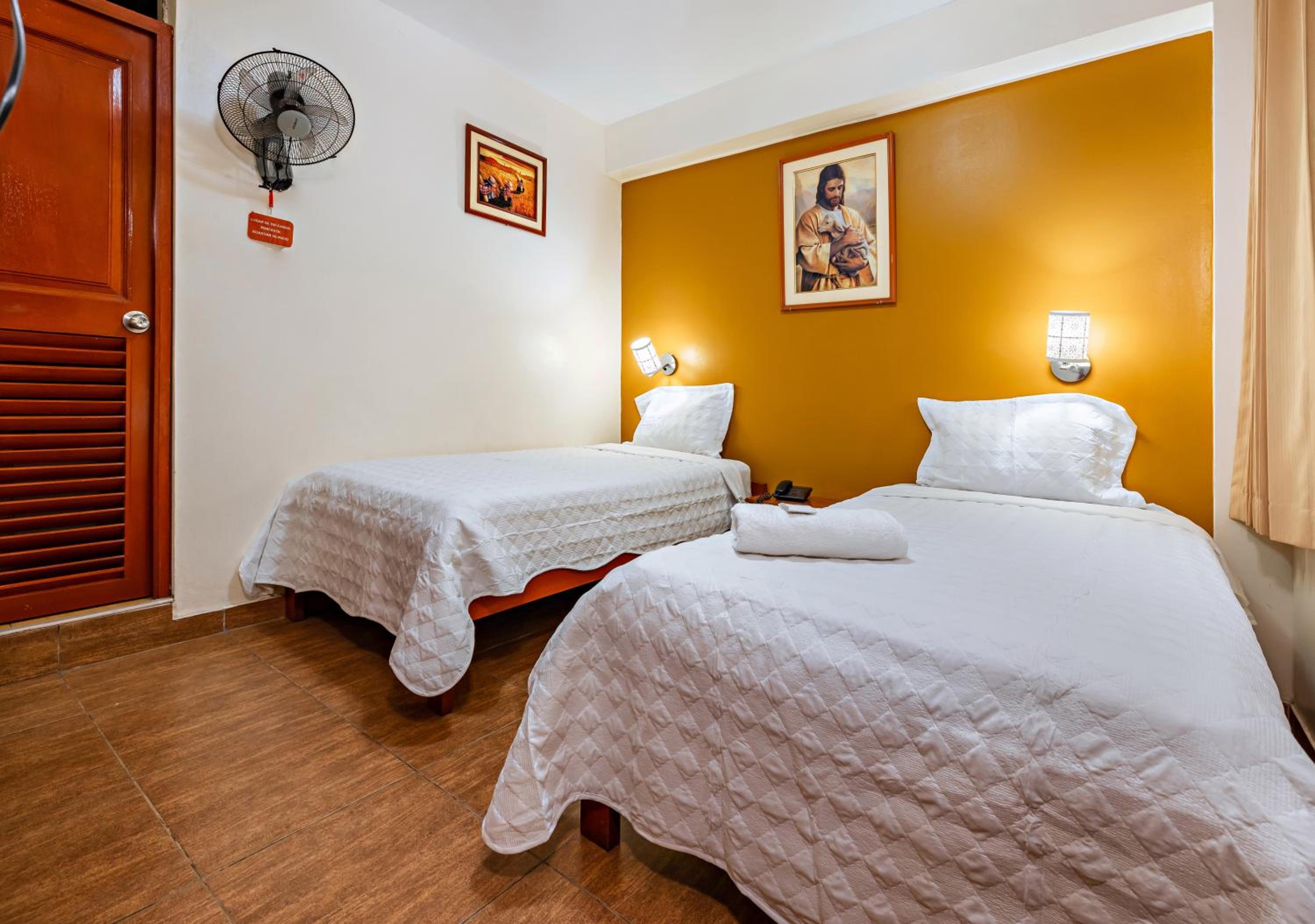 Twin Room photo 2