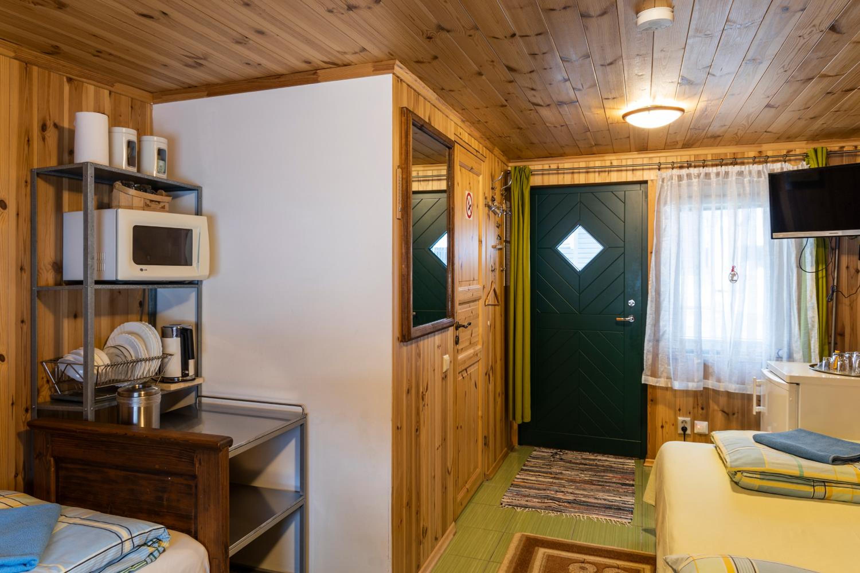 Double Room with Private Bathroom photo 2