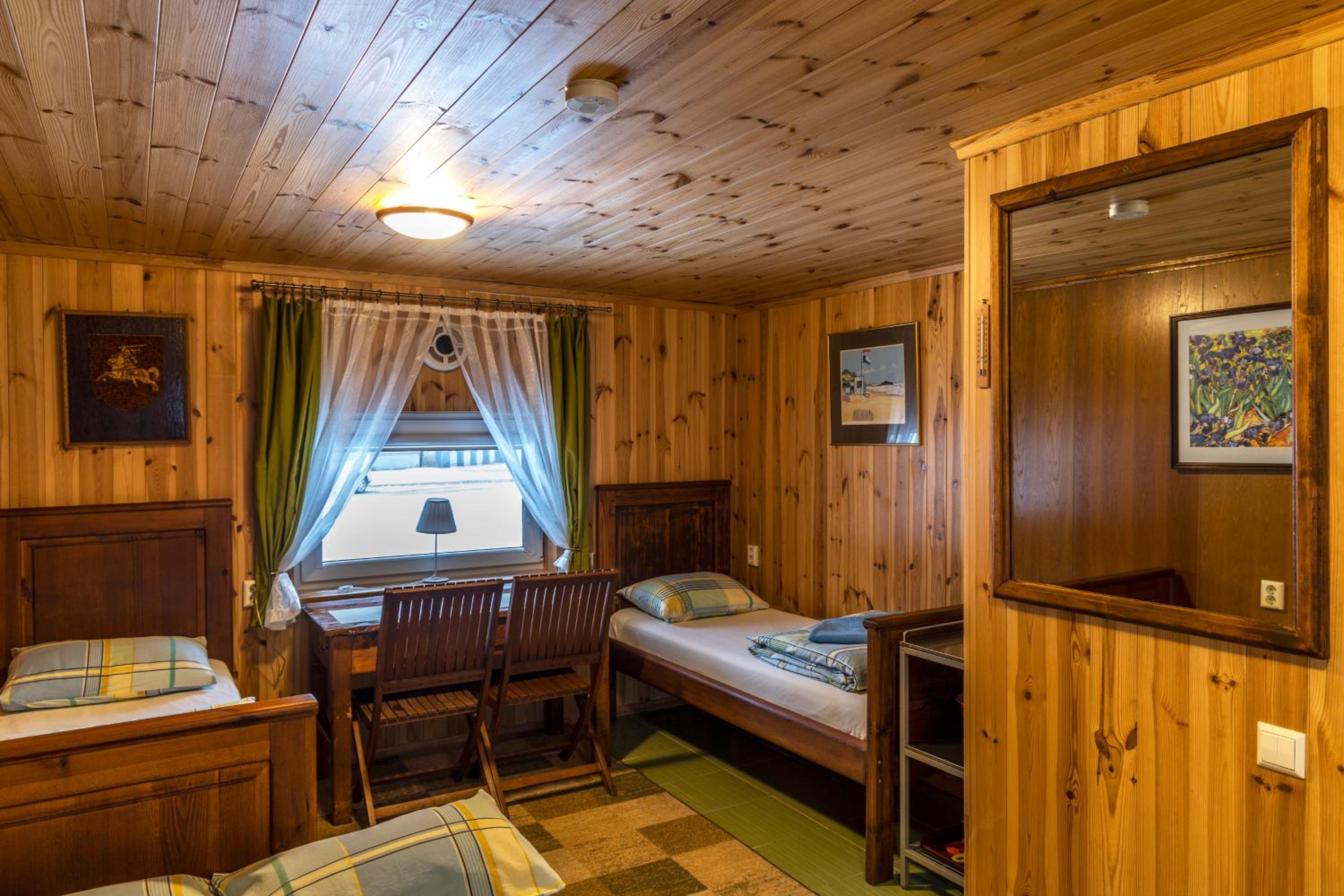 Double Room with Private Bathroom photo 3