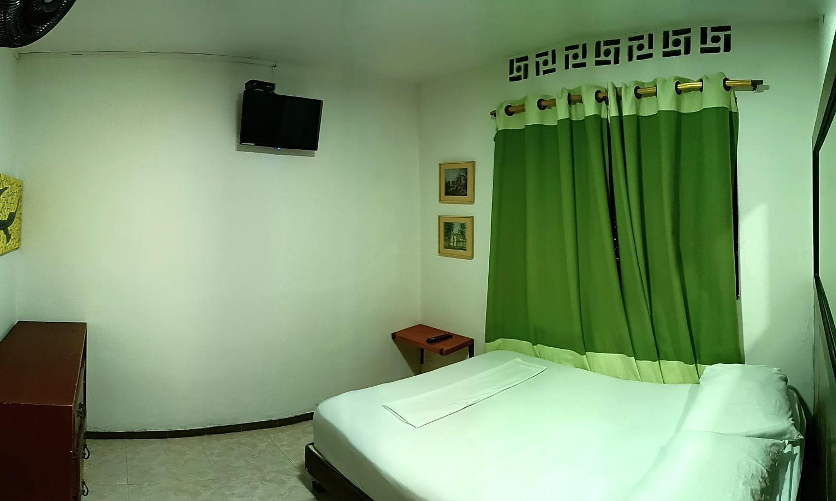 Double Room With Private Bathroom photo 3