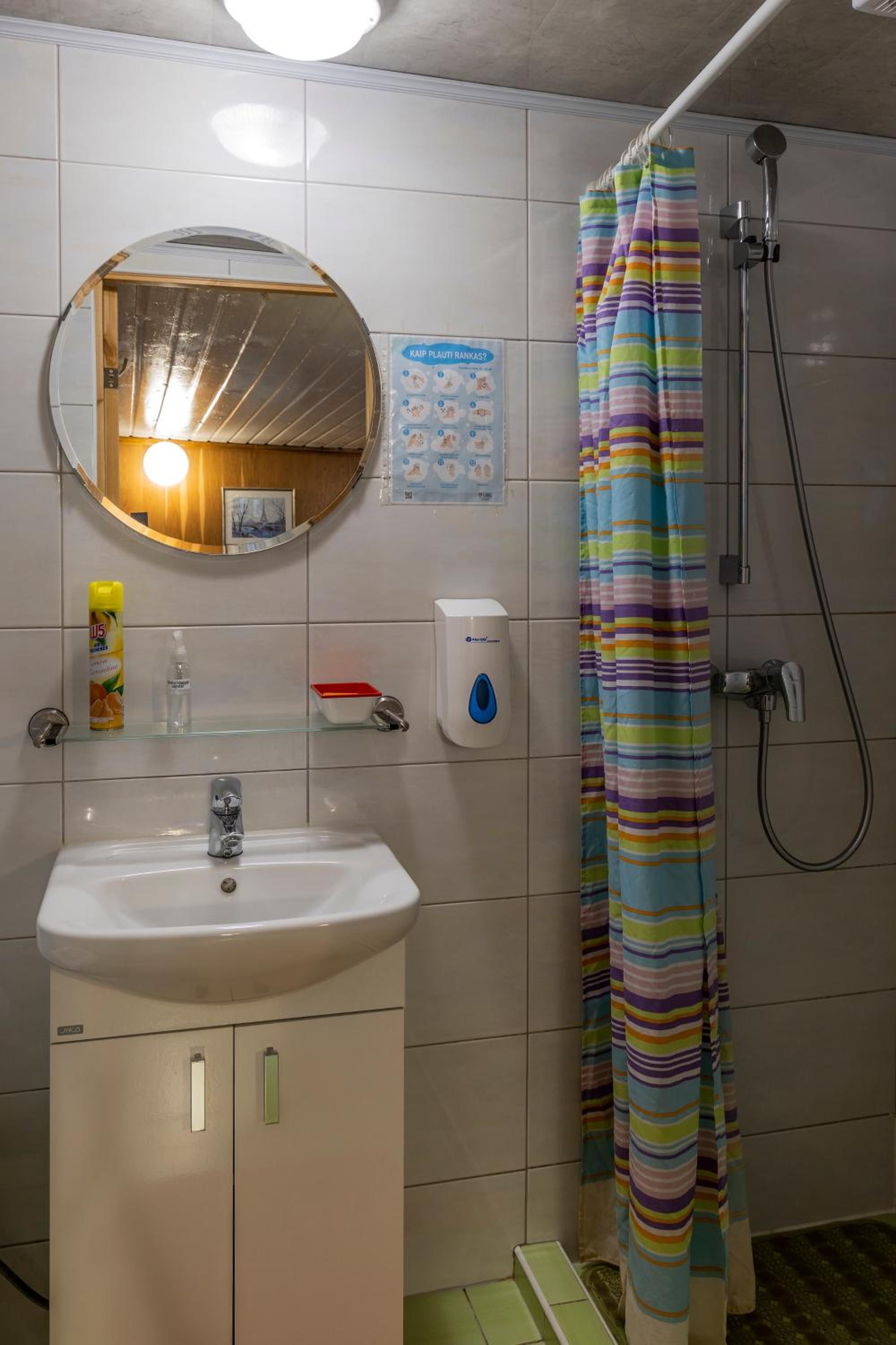 Double Room with Private Bathroom photo 3