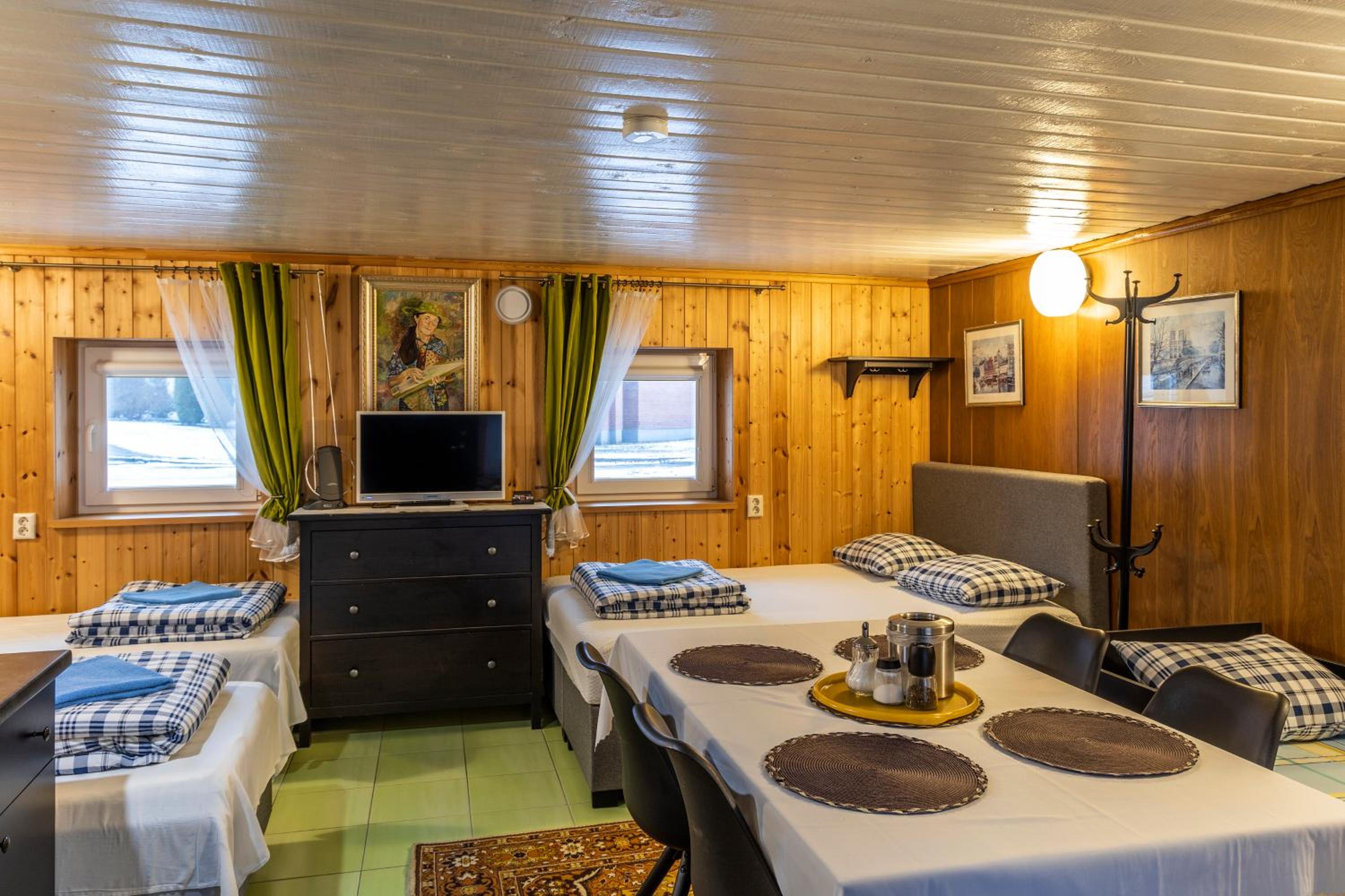 Double Room with Private Bathroom photo 2