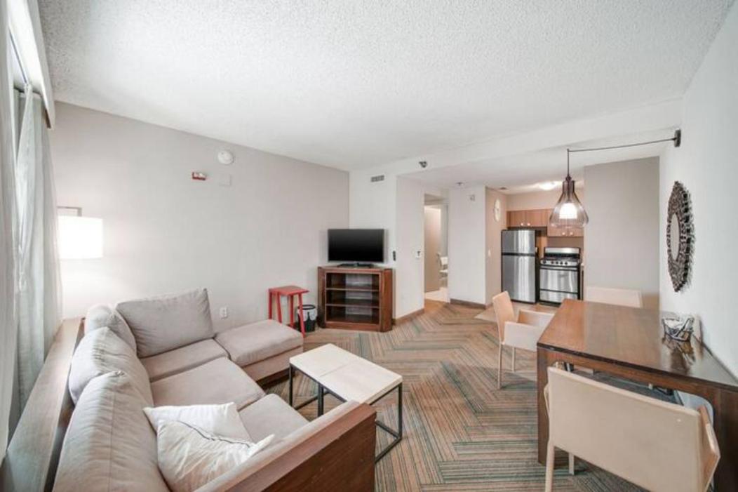 Apartment photo 2