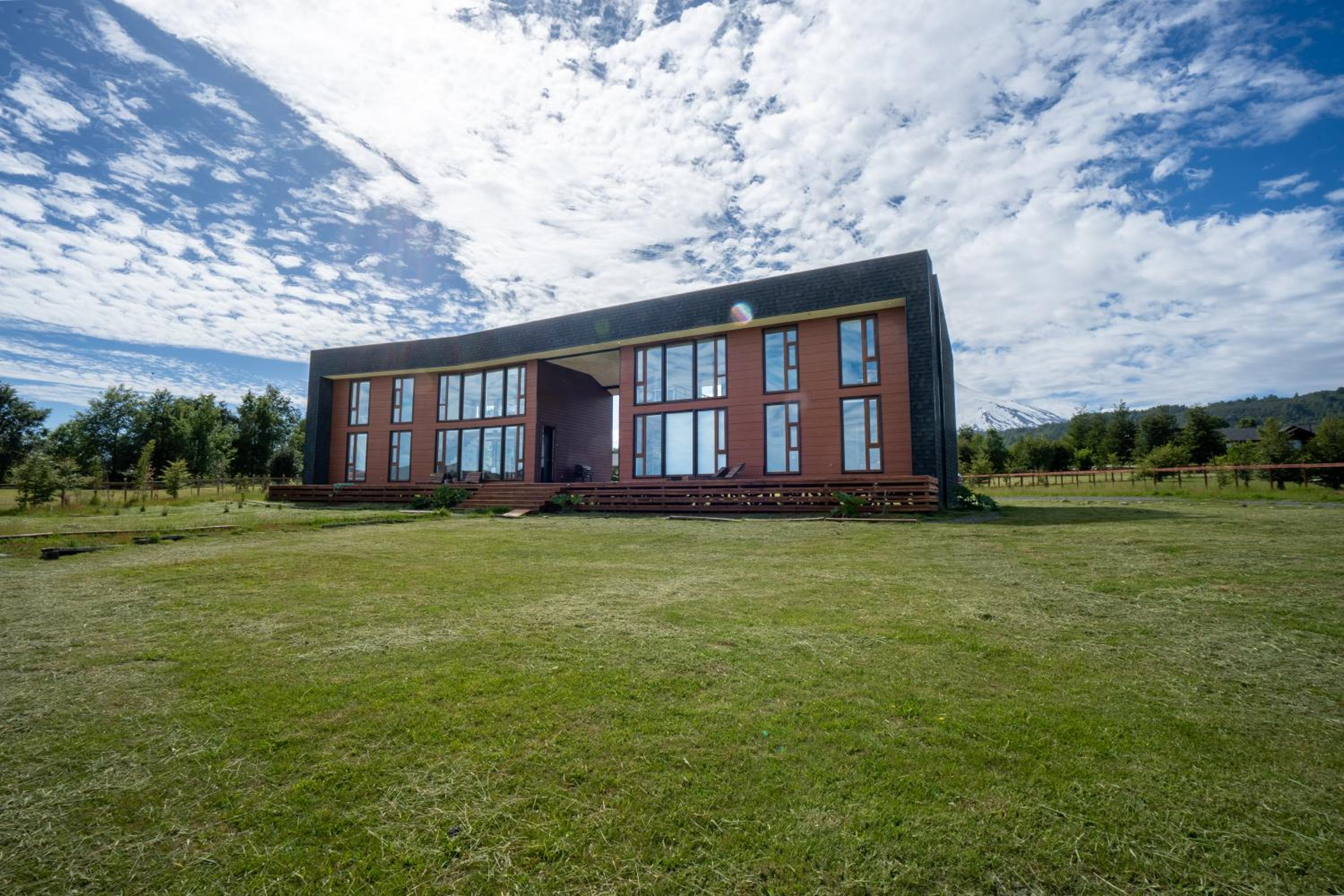 Villa photo 1