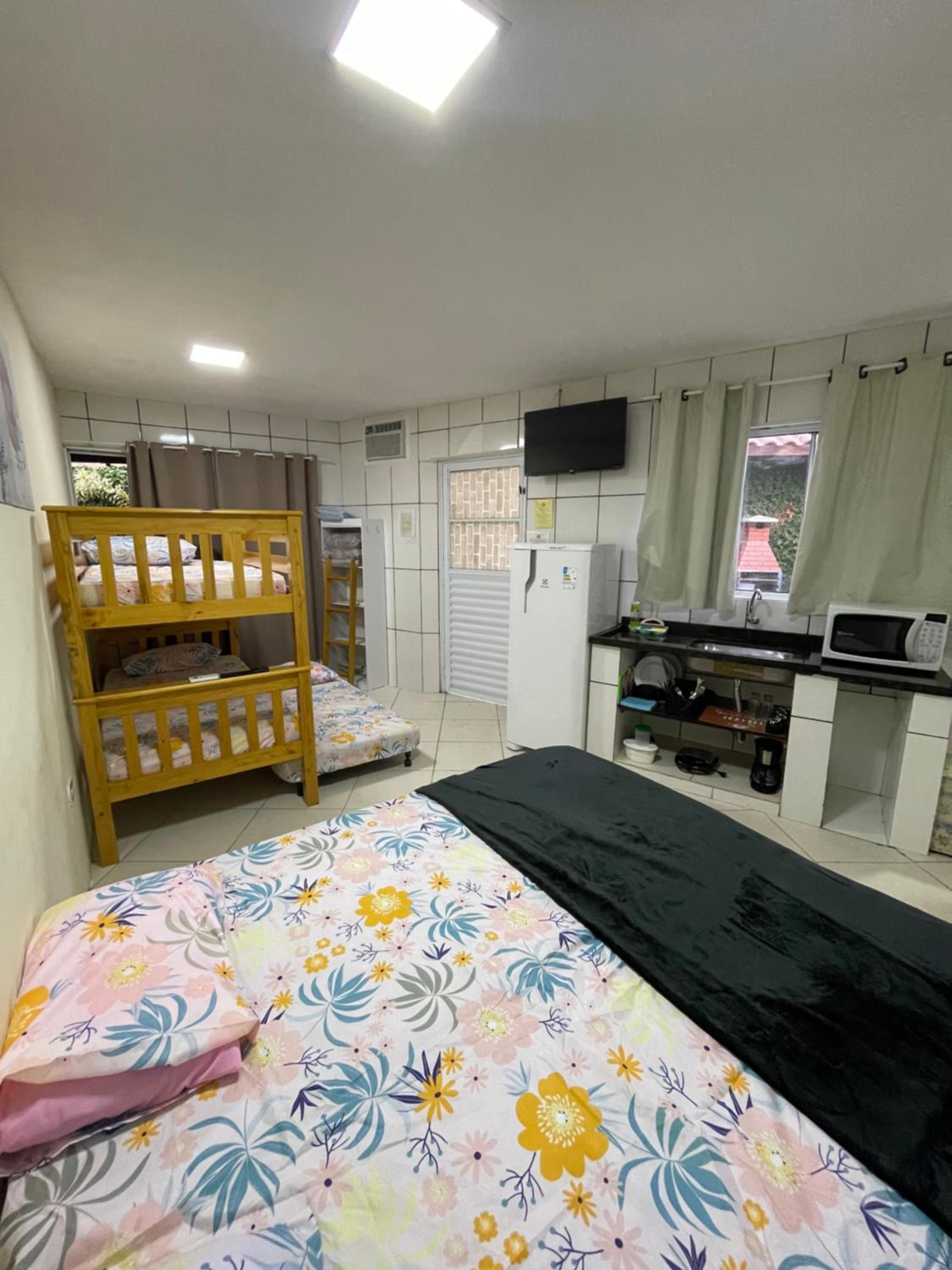 Family Room with Terrace - Photo 7