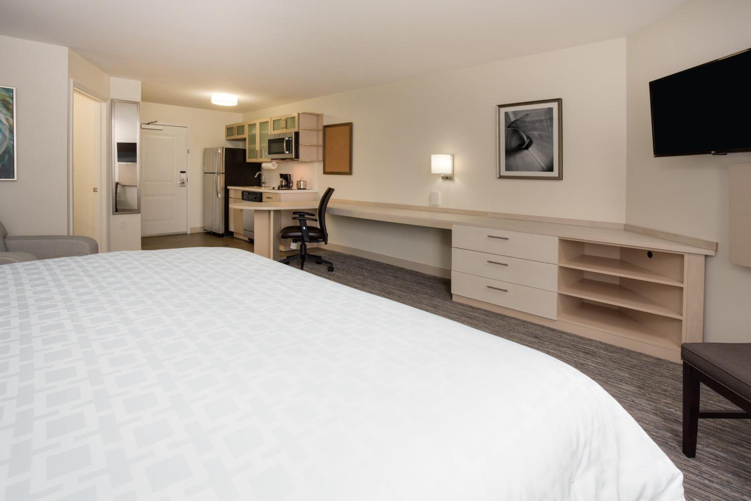King Studio Suite