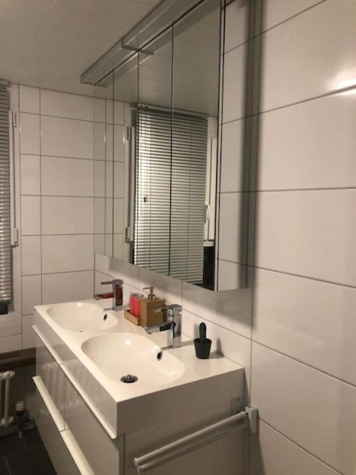 Apartment with Shower - Photo 10