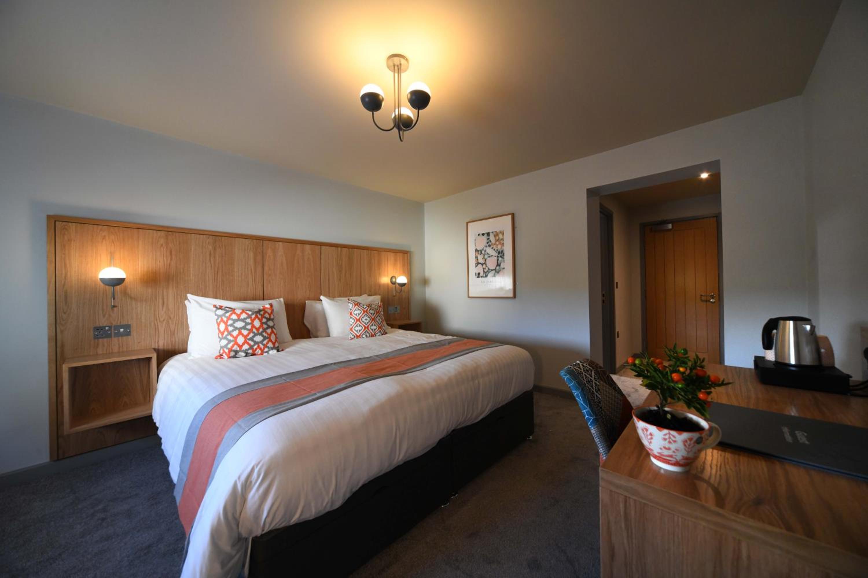 Superior King Room