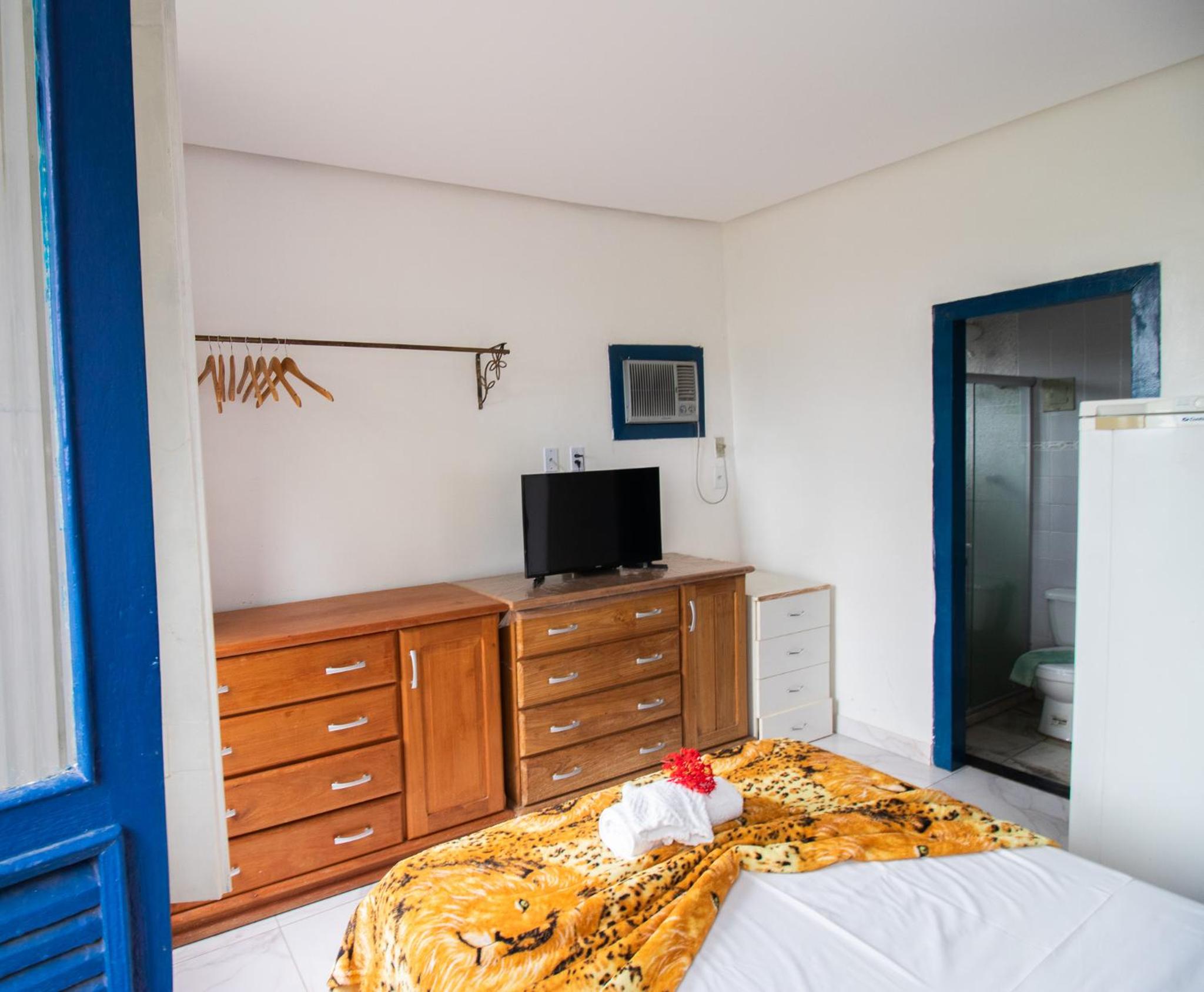 Double Room with Private Bathroom - Photo 3