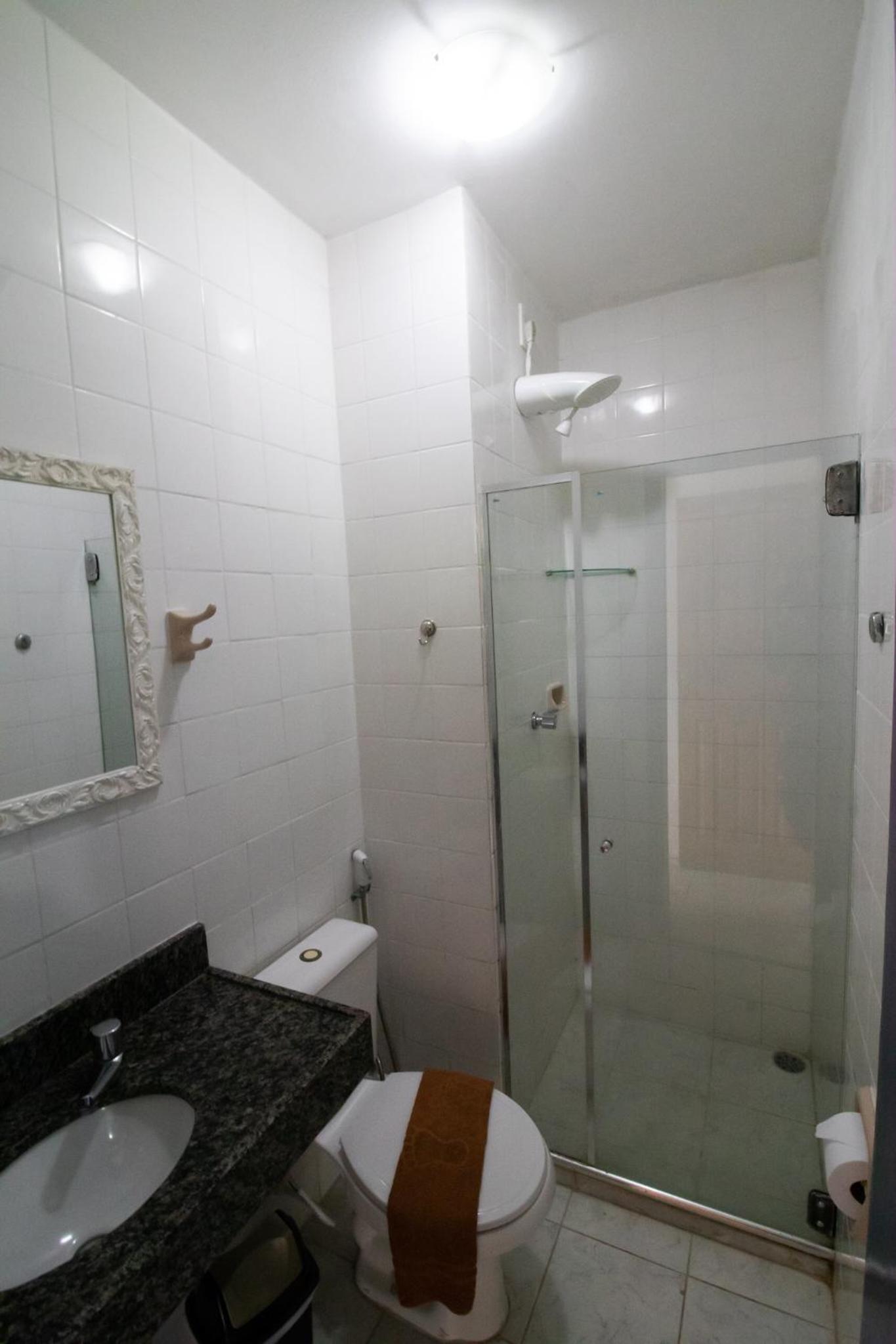 Double Room with Private Bathroom - Photo 11