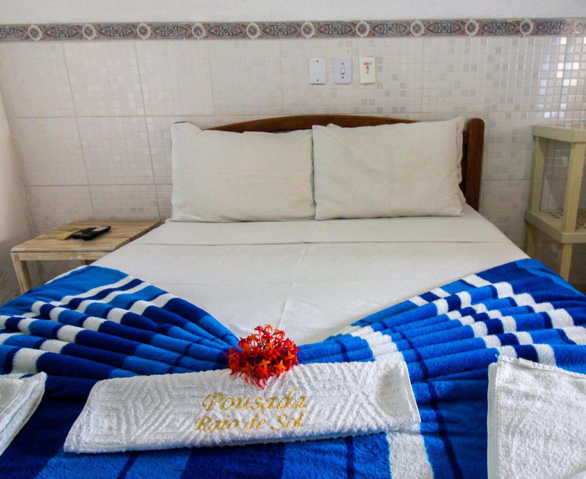 Double Room with Private Bathroom - Photo 9