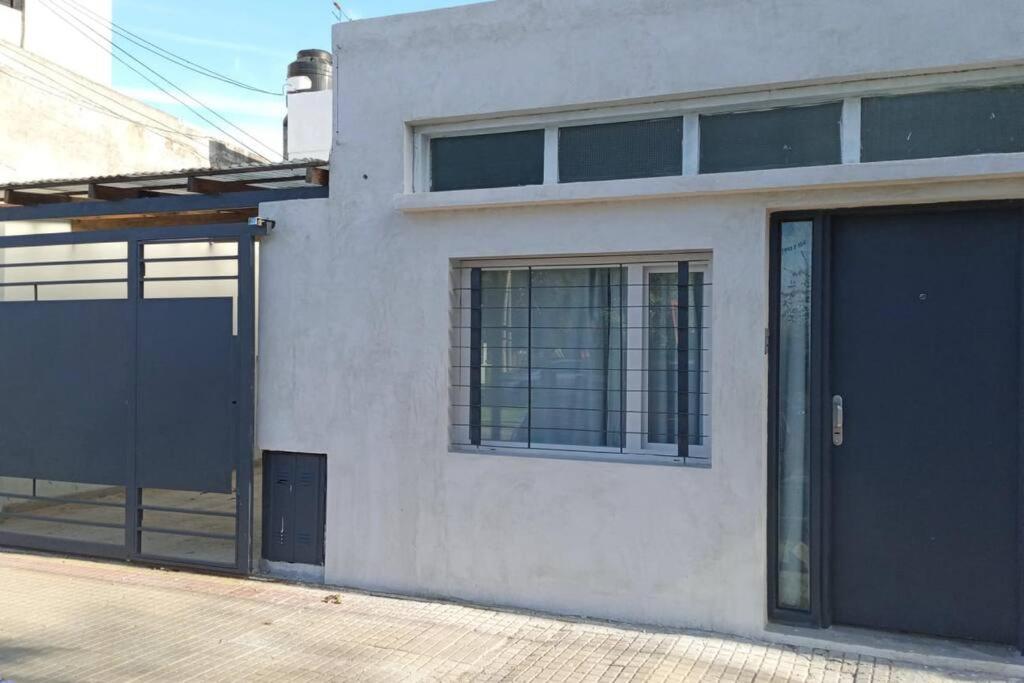 Three-Bedroom House photo 3