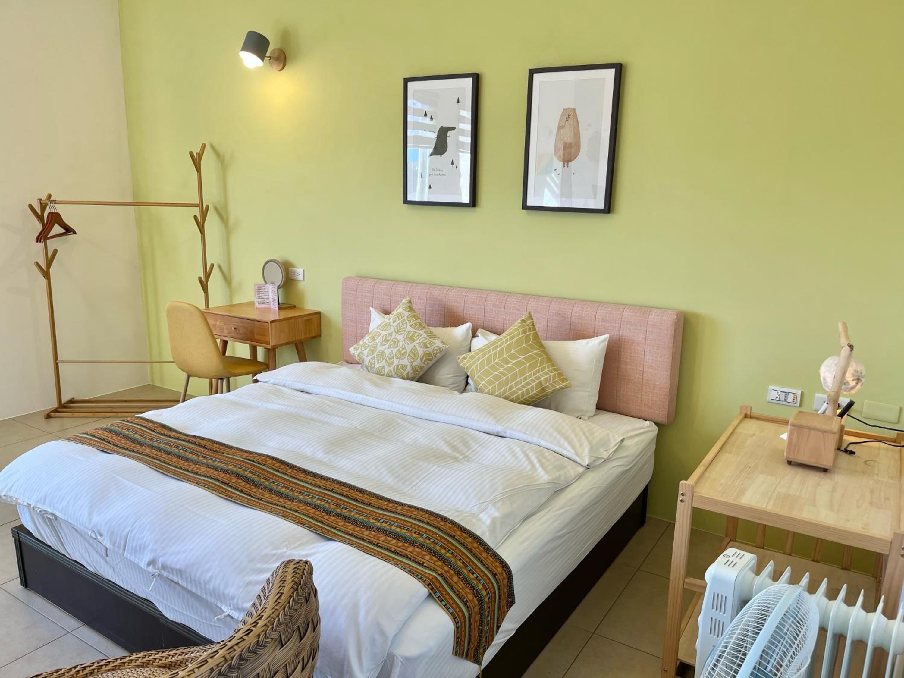 Deluxe Double Room with Bath photo 1