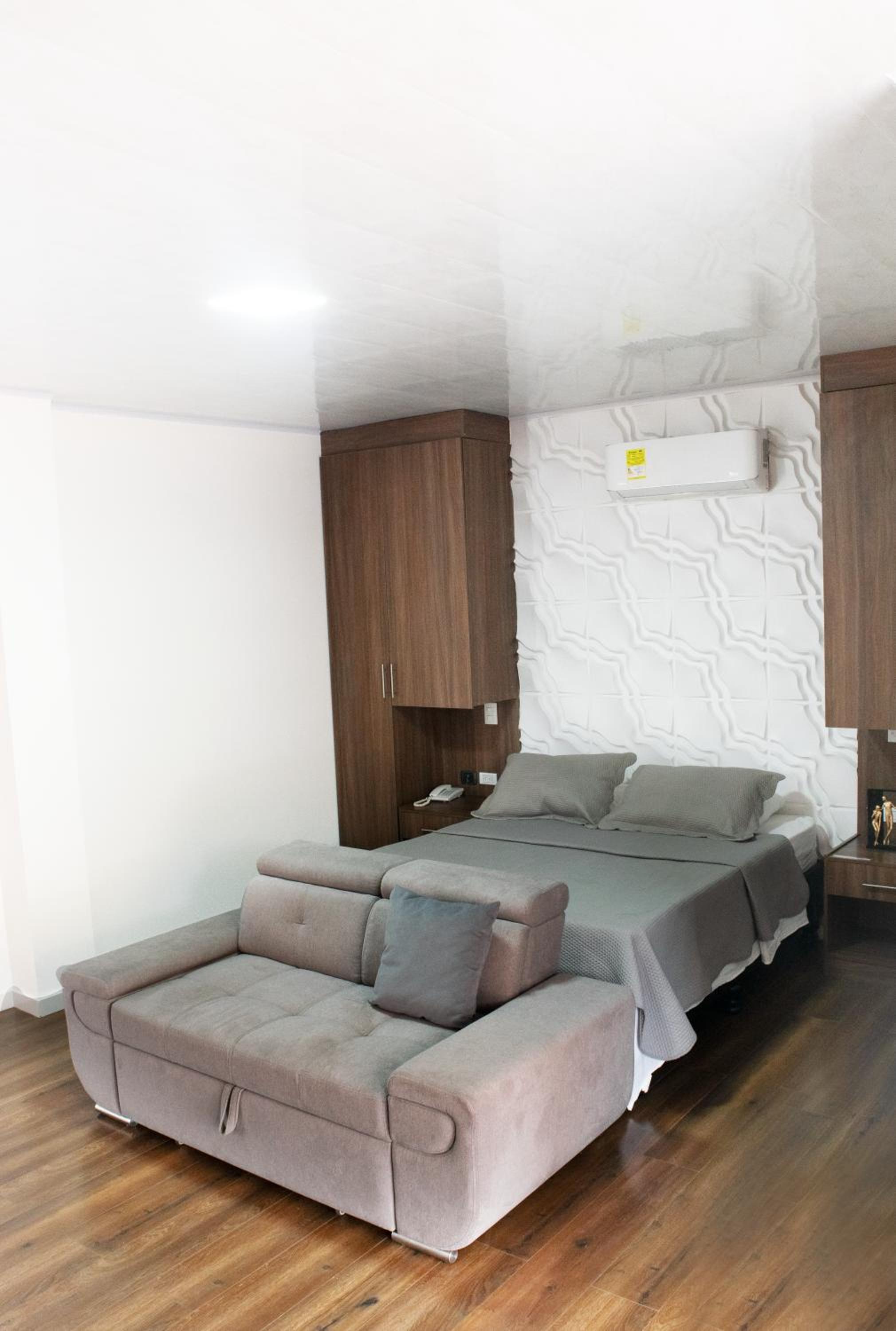 Family Room with Terrace photo 3