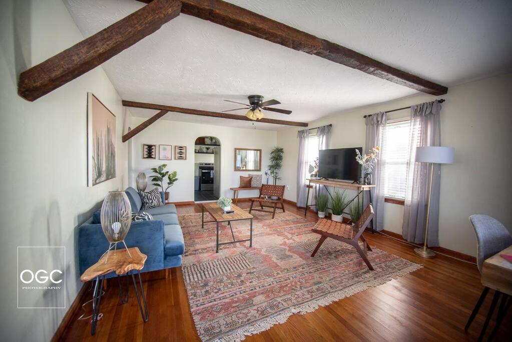 Two-Bedroom House photo 1