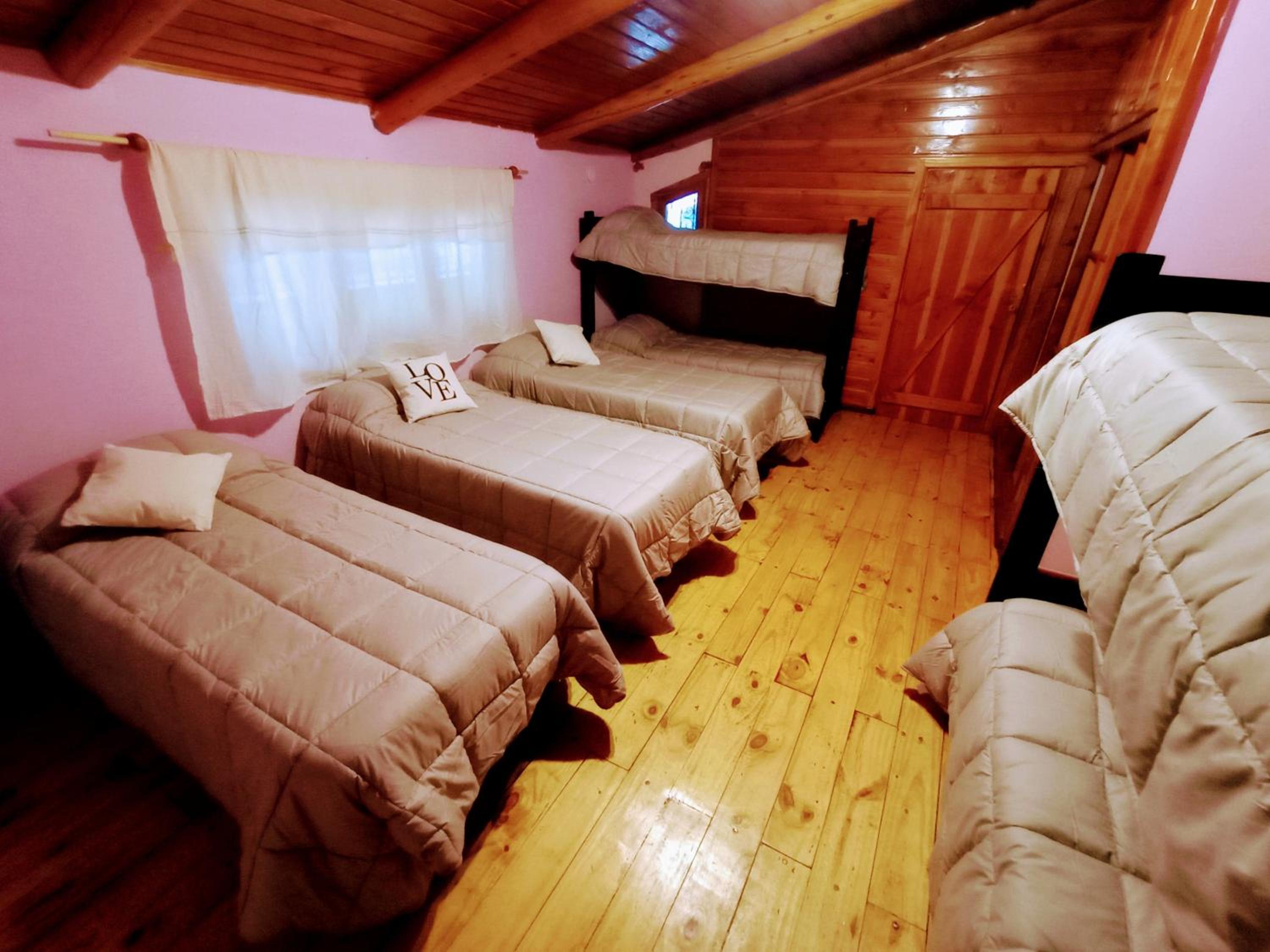 Single Bed In Mixed Dormitory Room photo 2