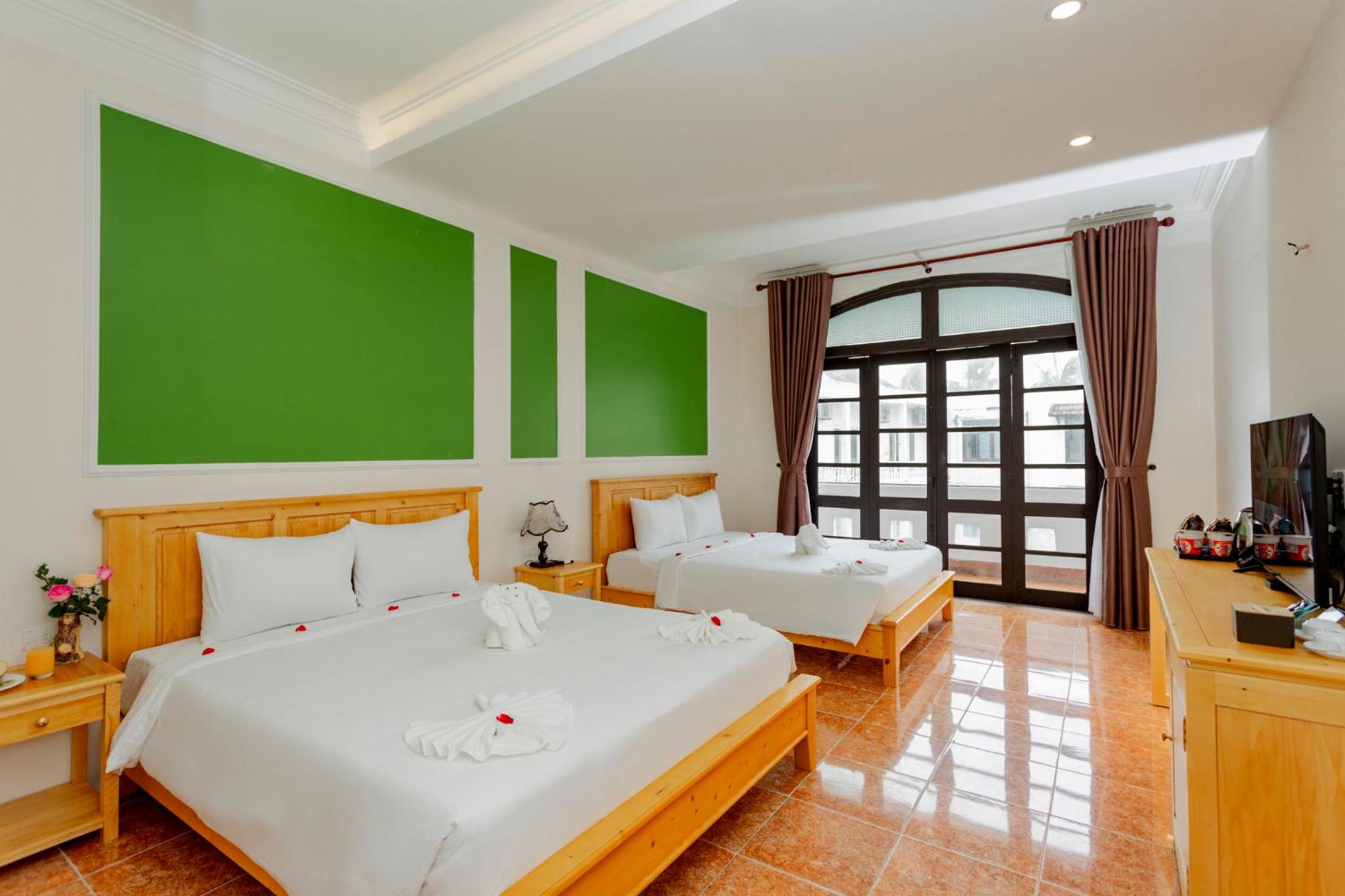 Family Room ( 4 Adults + 1 child ) free early check in - Photo 6