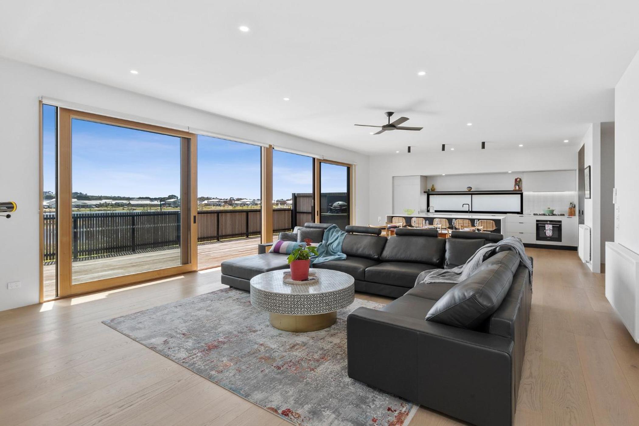 Three-Bedroom House photo 1