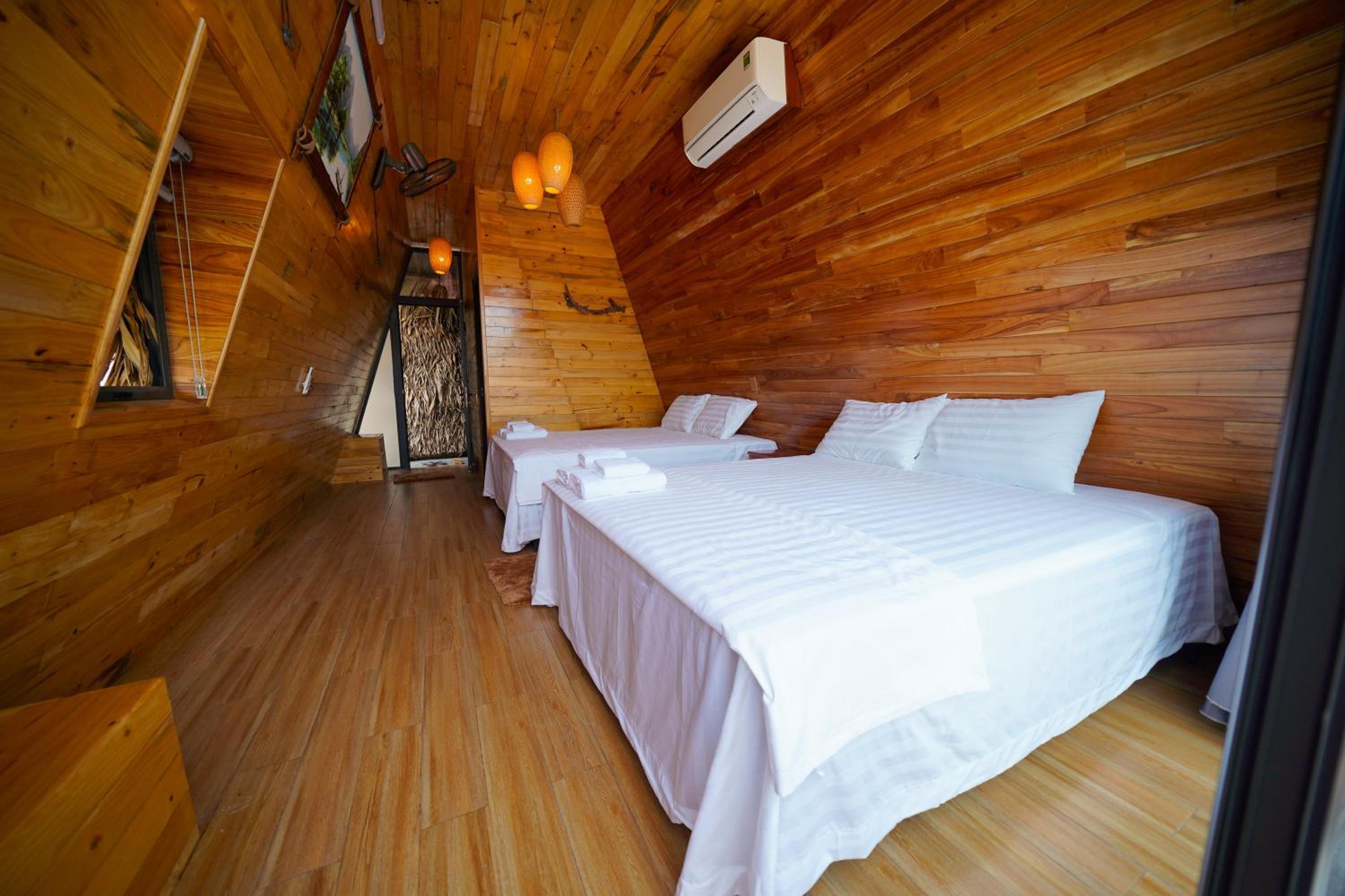 Double Room with Balcony and Sea View photo 1