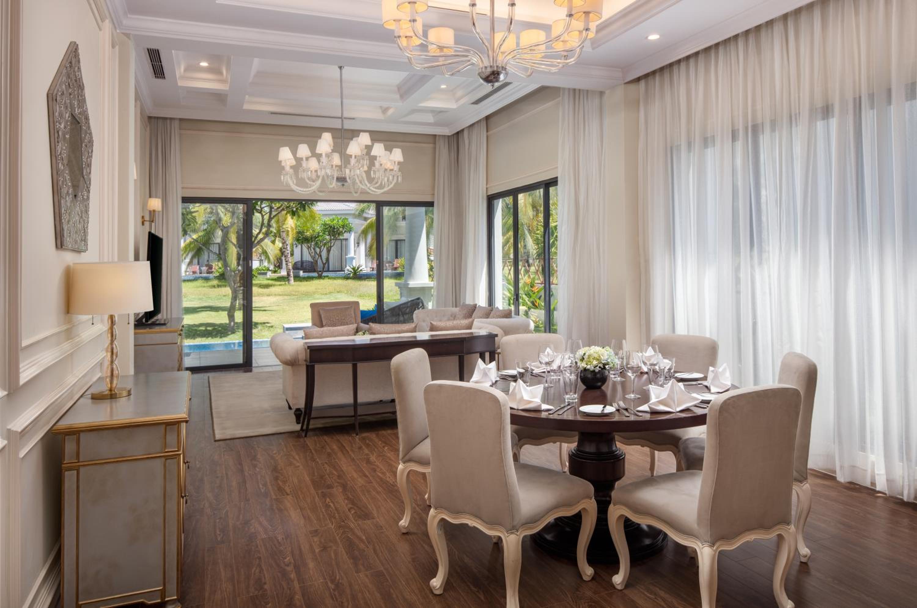 Two-Bedroom Villa with Garden View and Private Pool photo 3