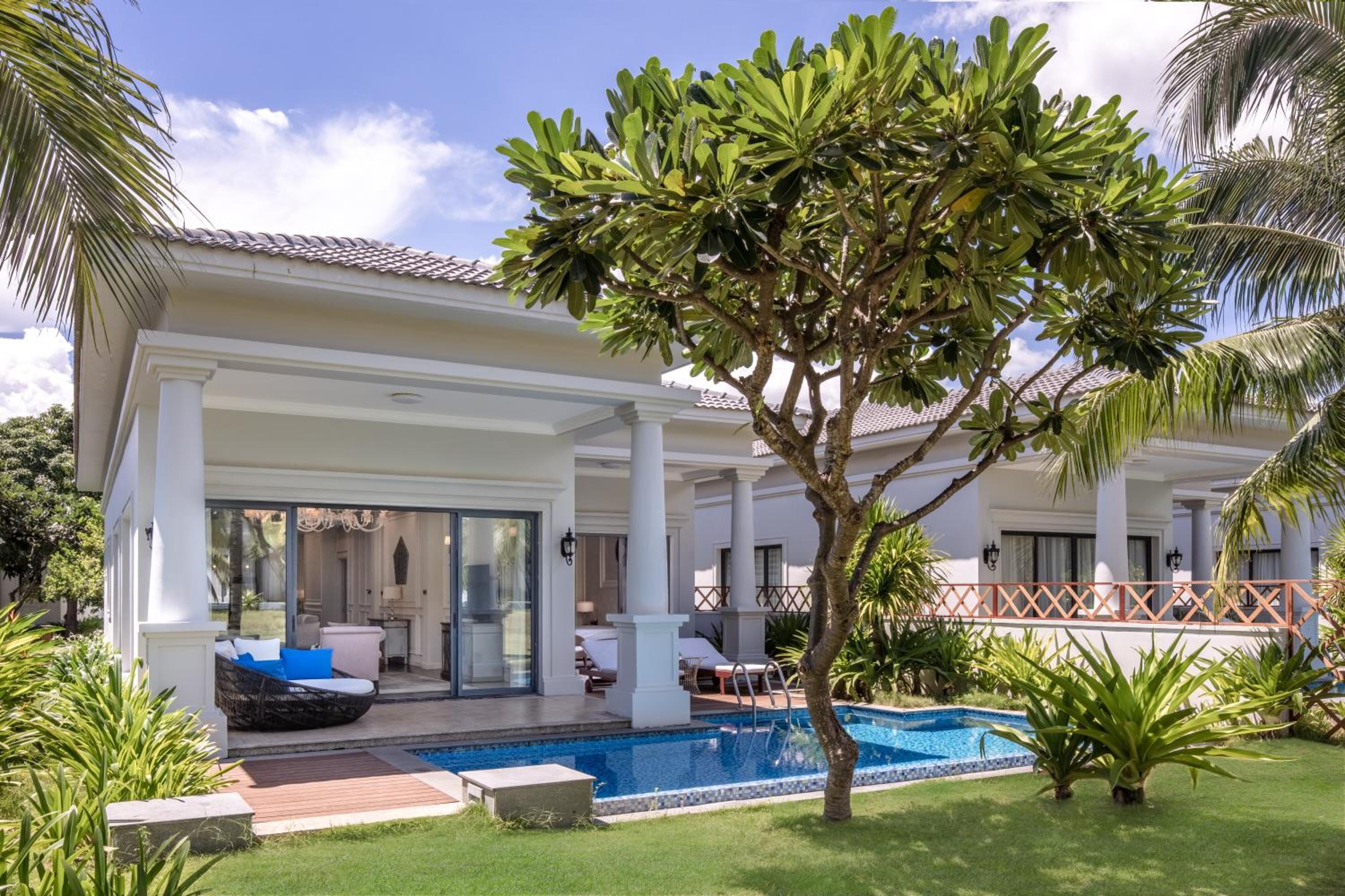 Two-Bedroom Villa with Garden View and Private Pool photo 2