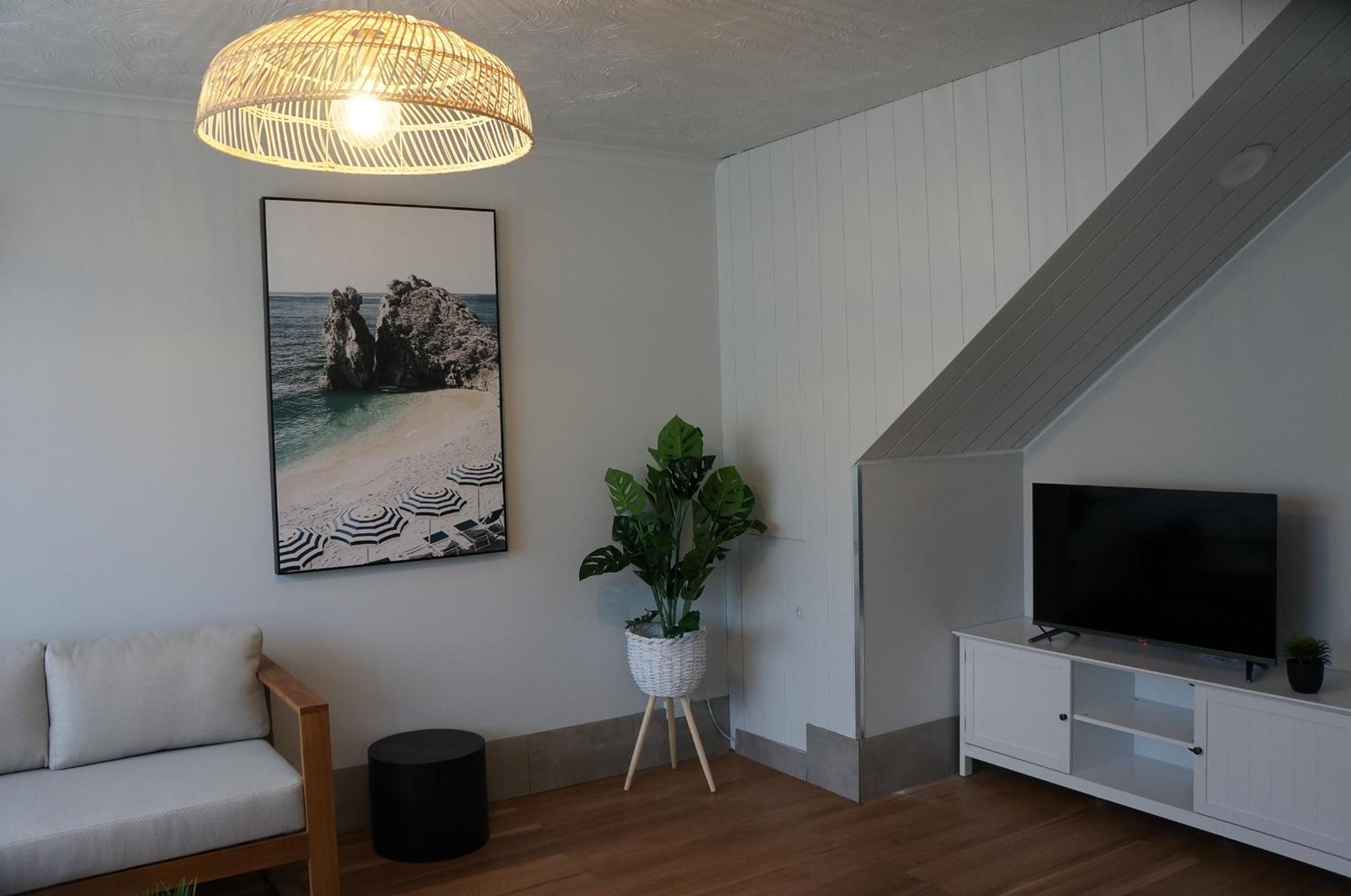 Three-Bedroom Apartment photo 1
