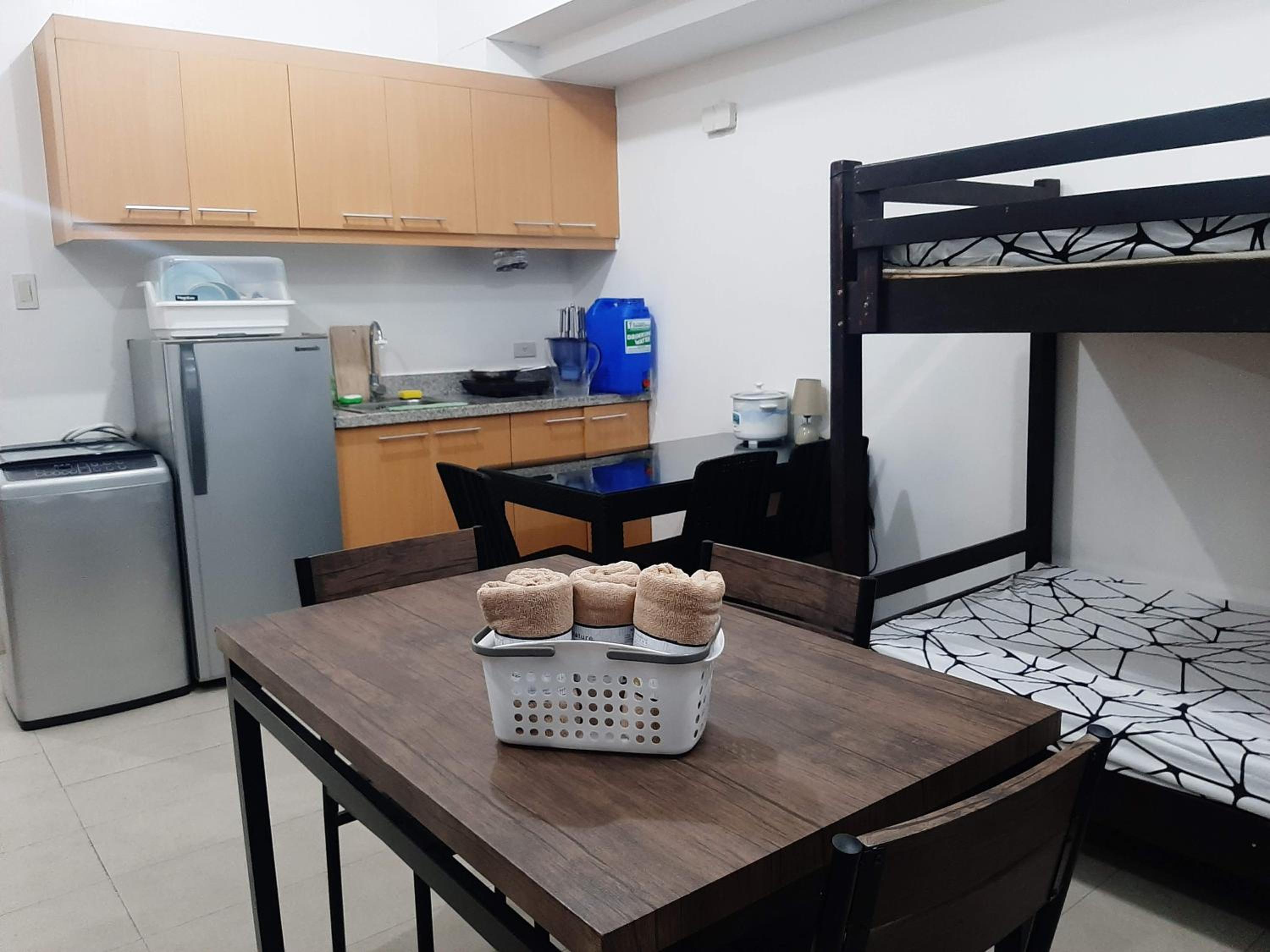 Family Studio - Photo 15