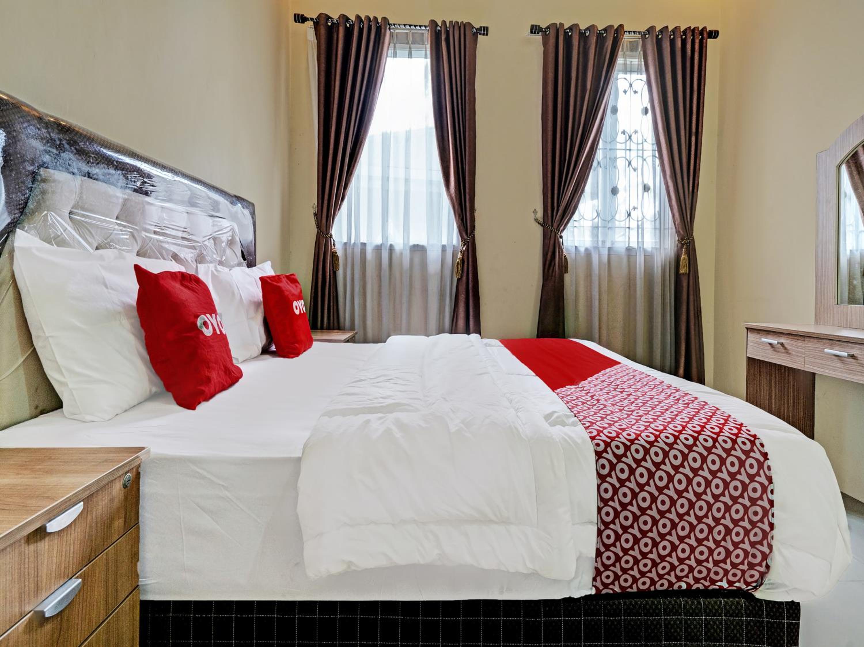 Deluxe Suite photo 3