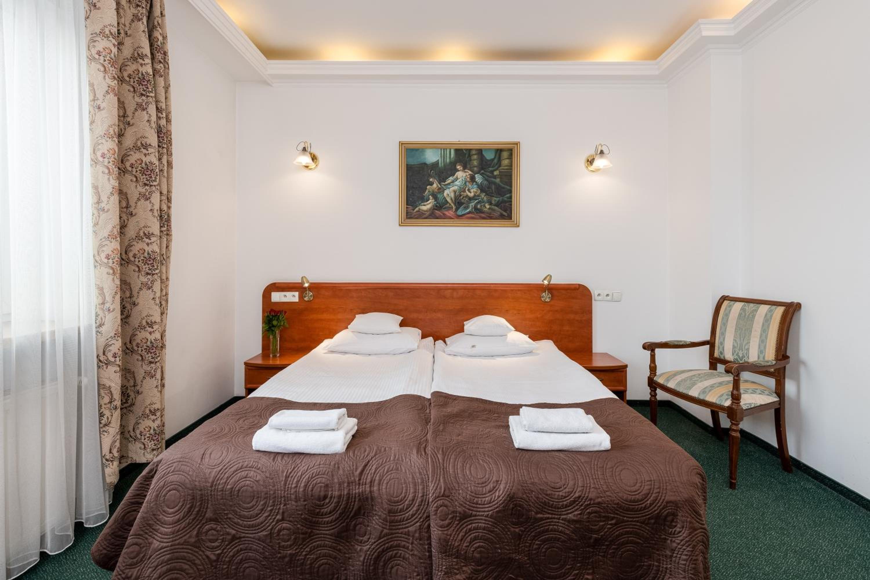 Double Room - Photo 1
