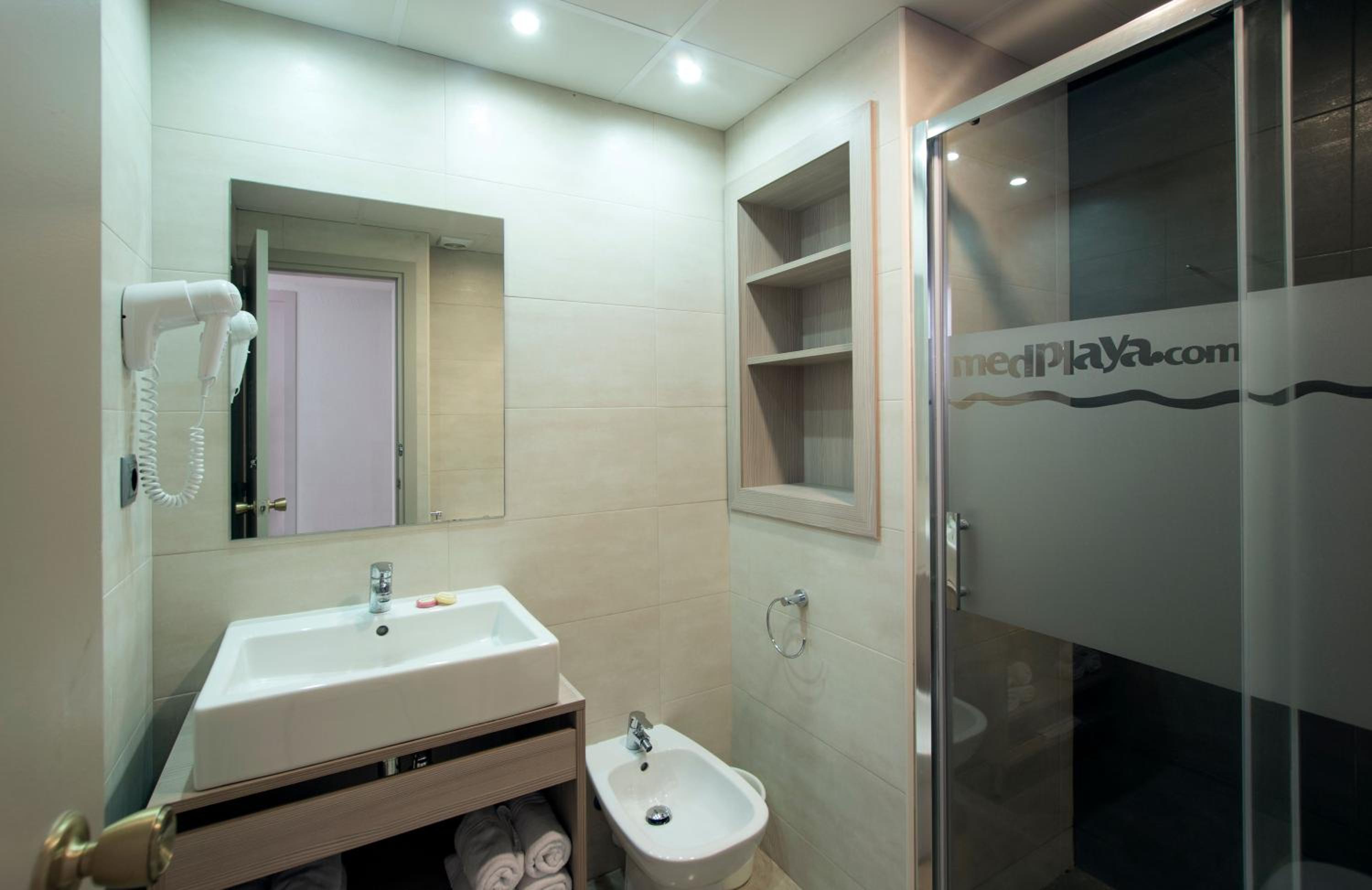 Apartment (2 Adults) - Photo 12