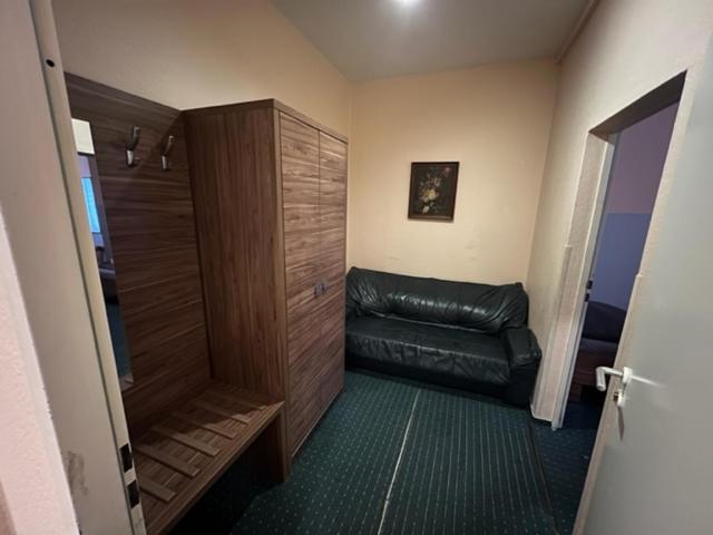 Family Room with Bath photo 3
