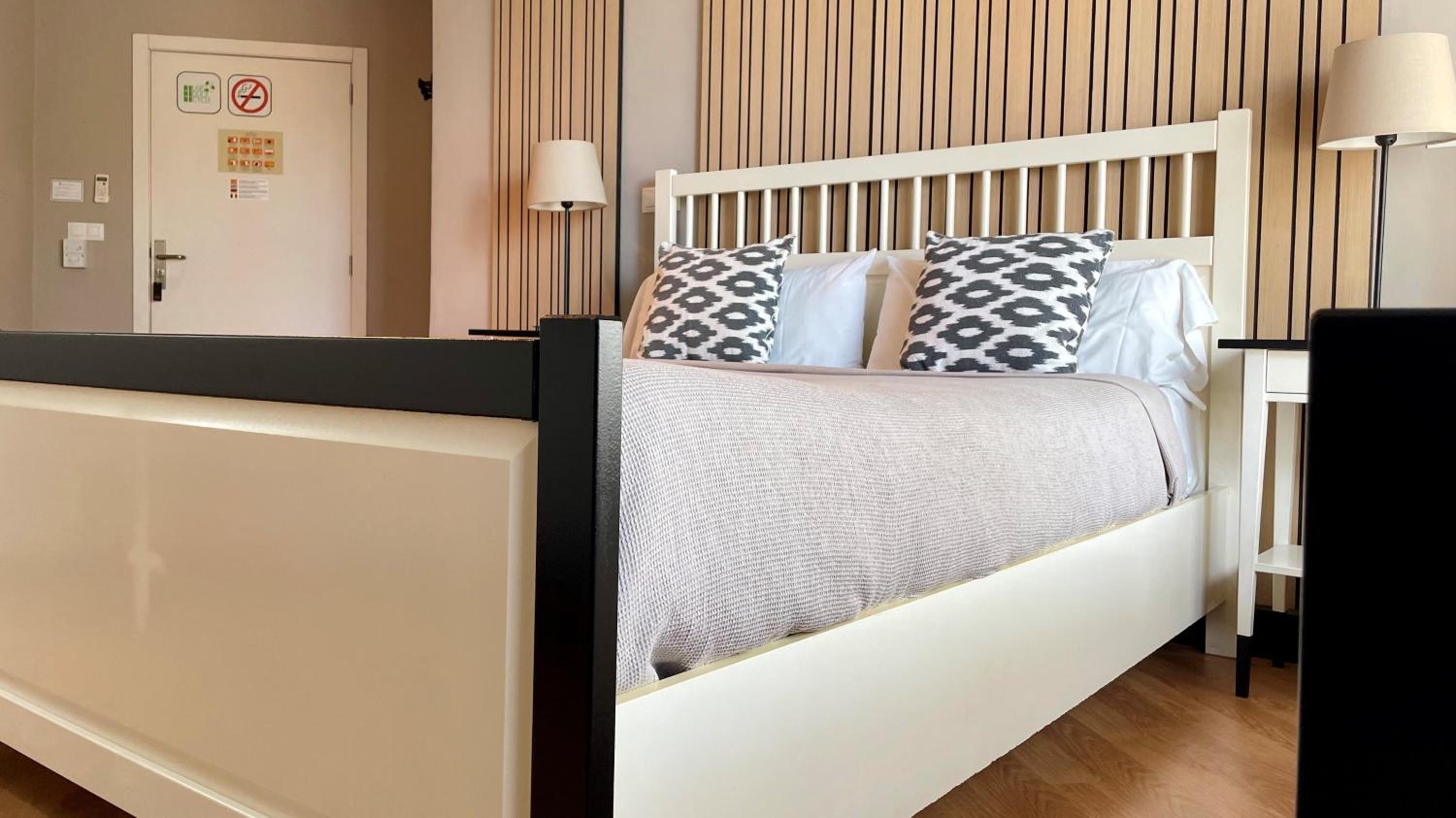 Superior Double Room with Views - Photo 29