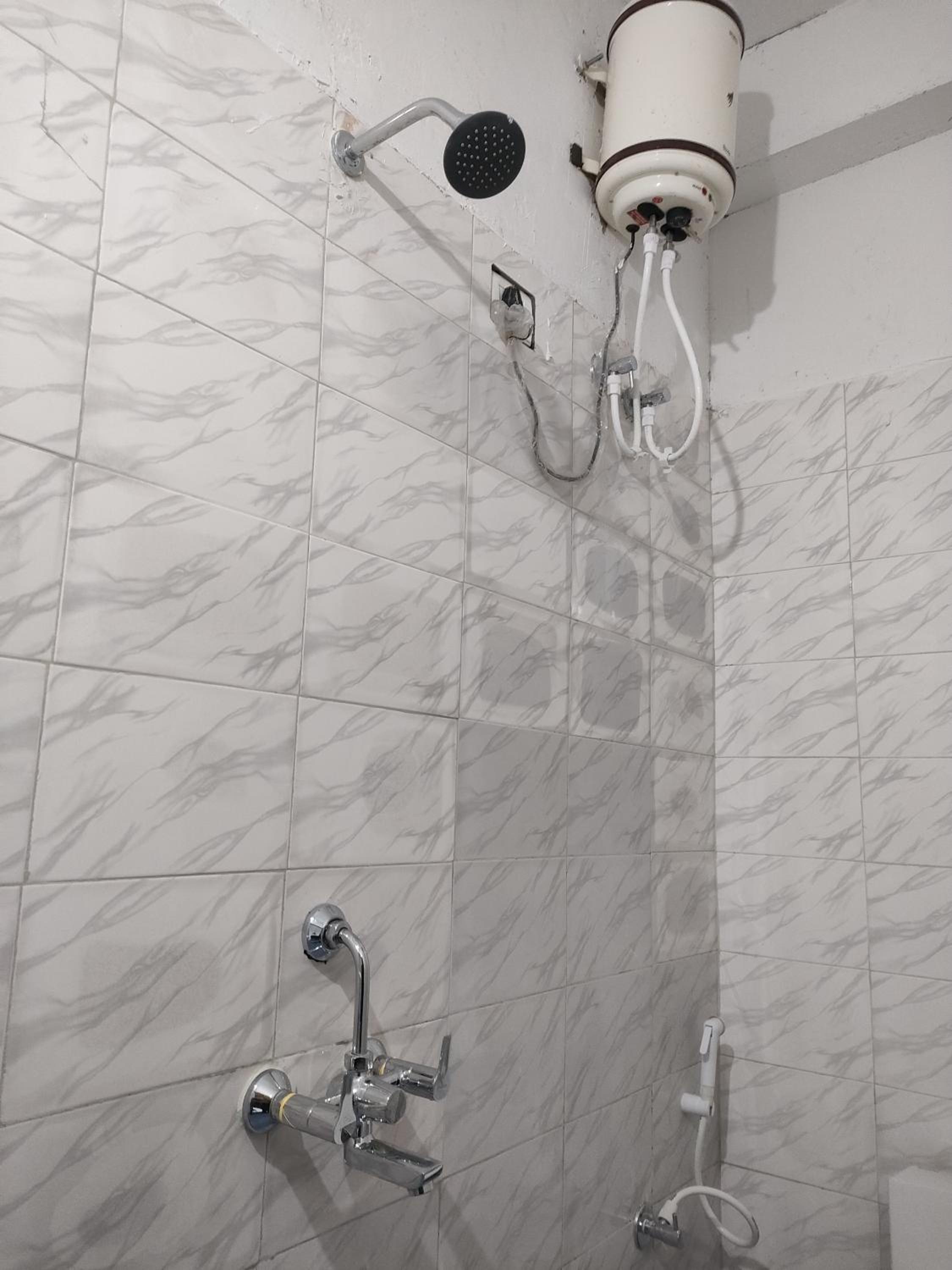 Double Room with Private Bathroom photo 3