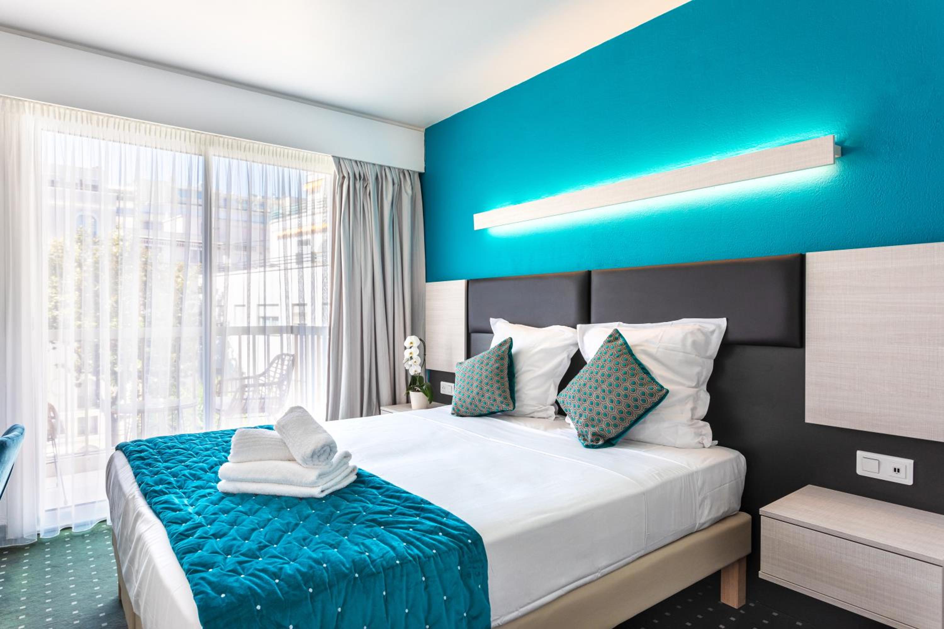 Superior Double or Twin Room with Balcony photo 1