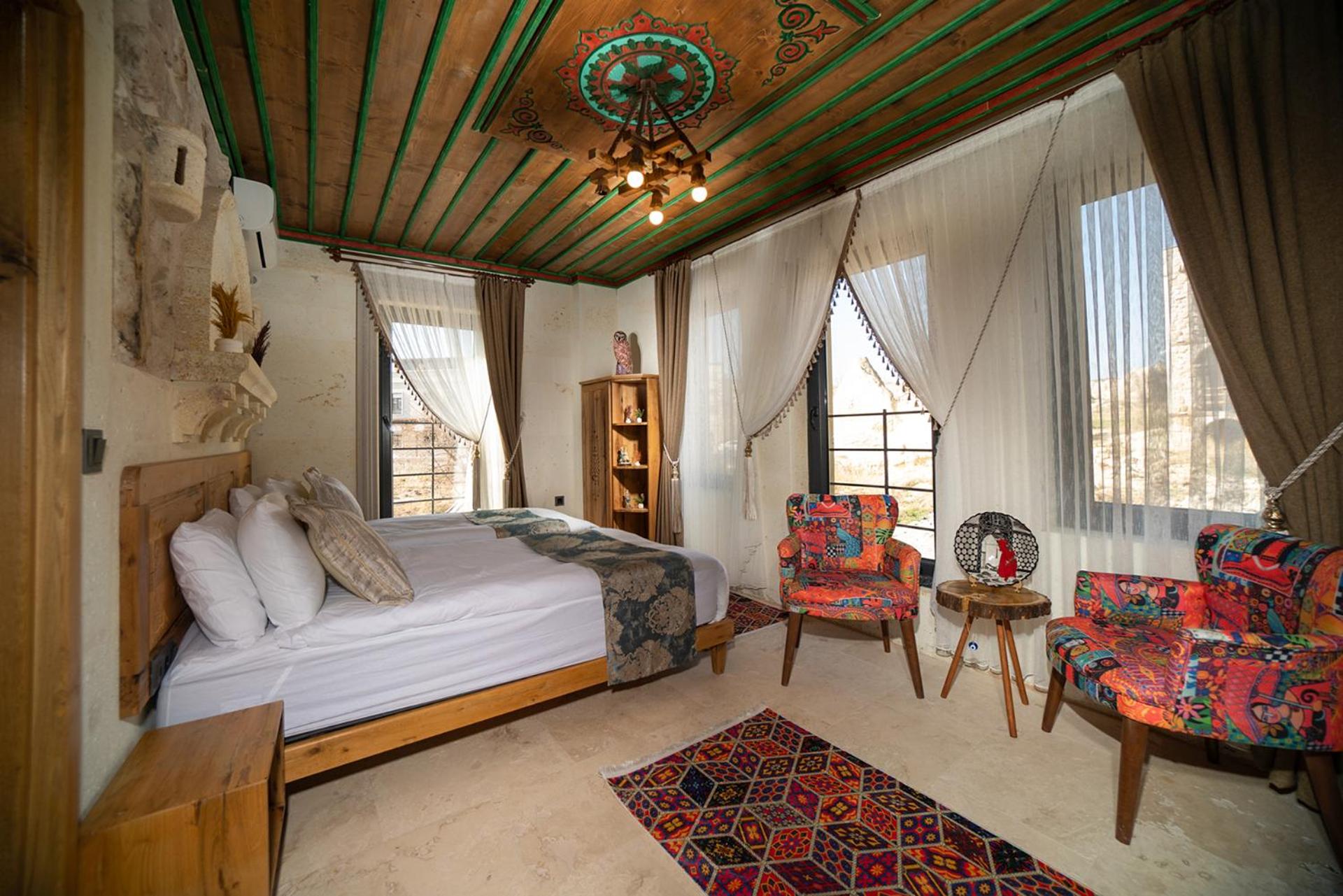 Twin Room - Photo 2