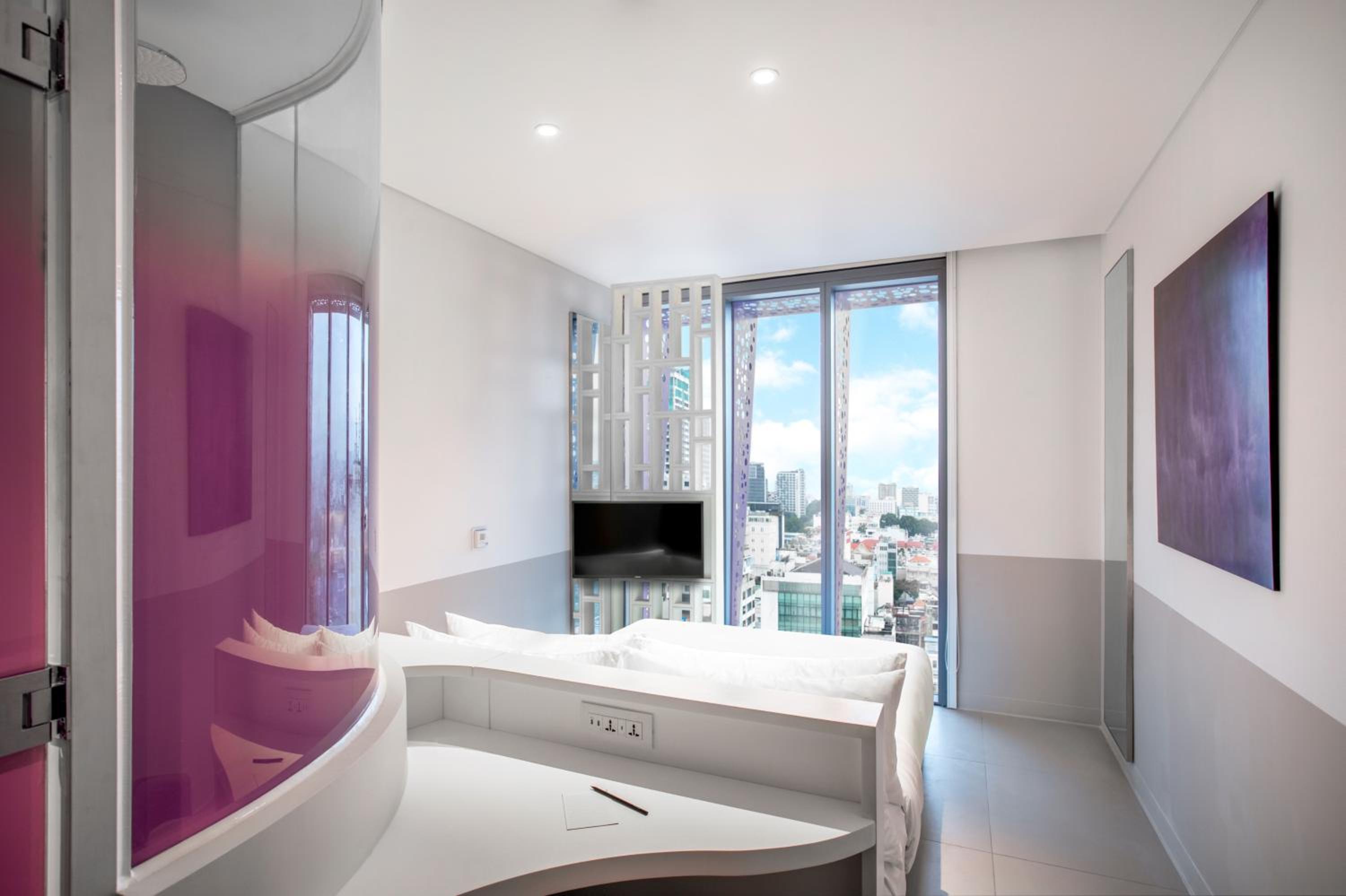 Deluxe Queen Room