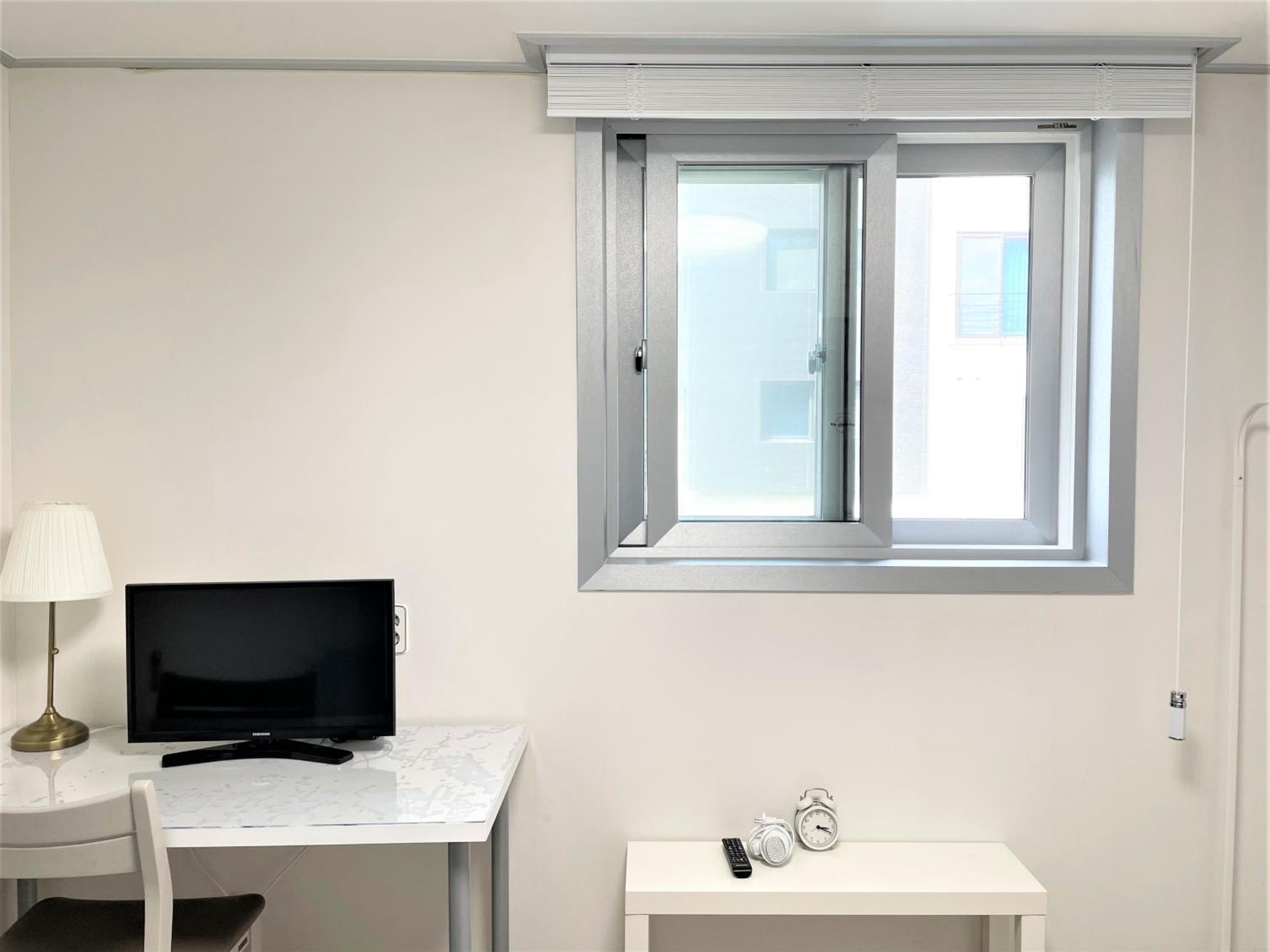 Two-Bedroom Apartment - Photo 12