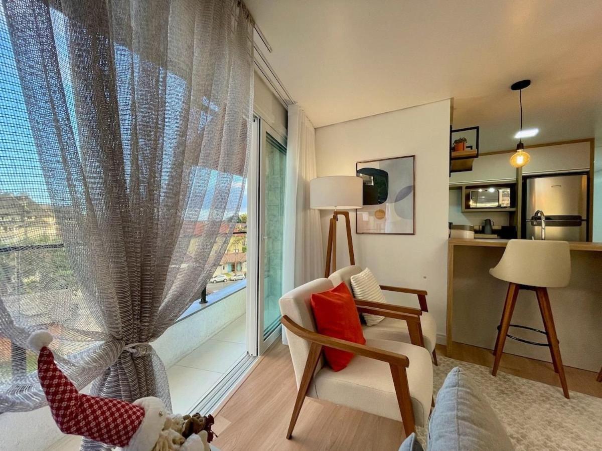 Apartment with Balcony photo 2