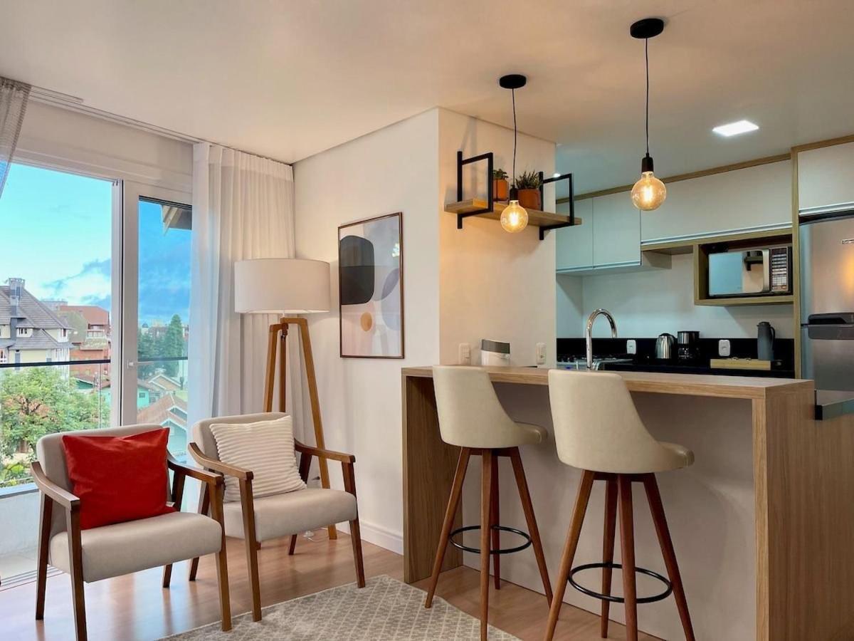 Apartment with Balcony photo 3