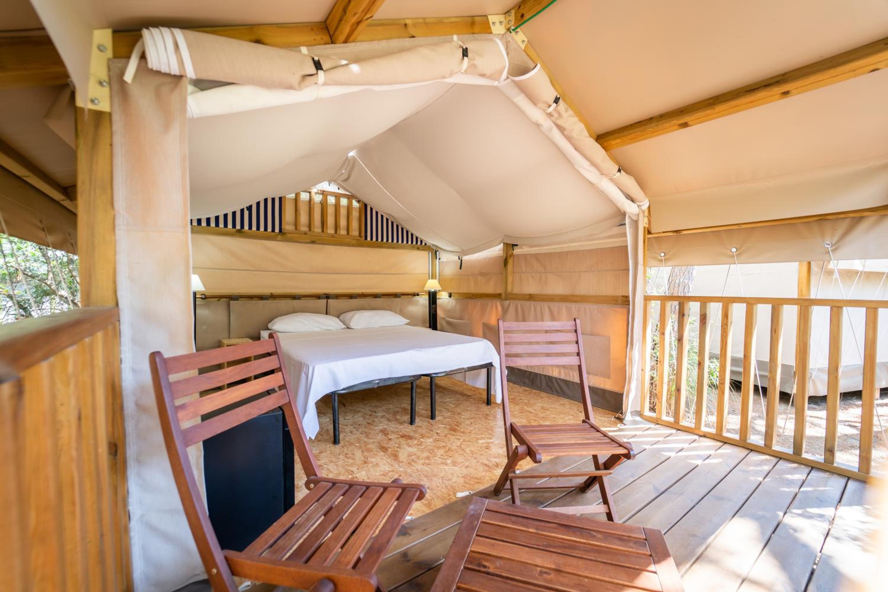 Tenda (2 Adults)